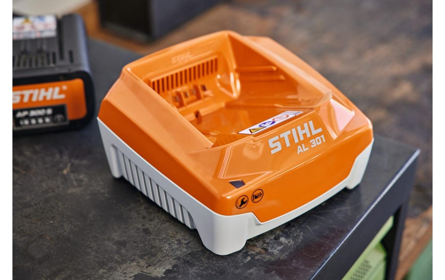 Stihl Batterie-Ladegerät »Stihl AL 301«