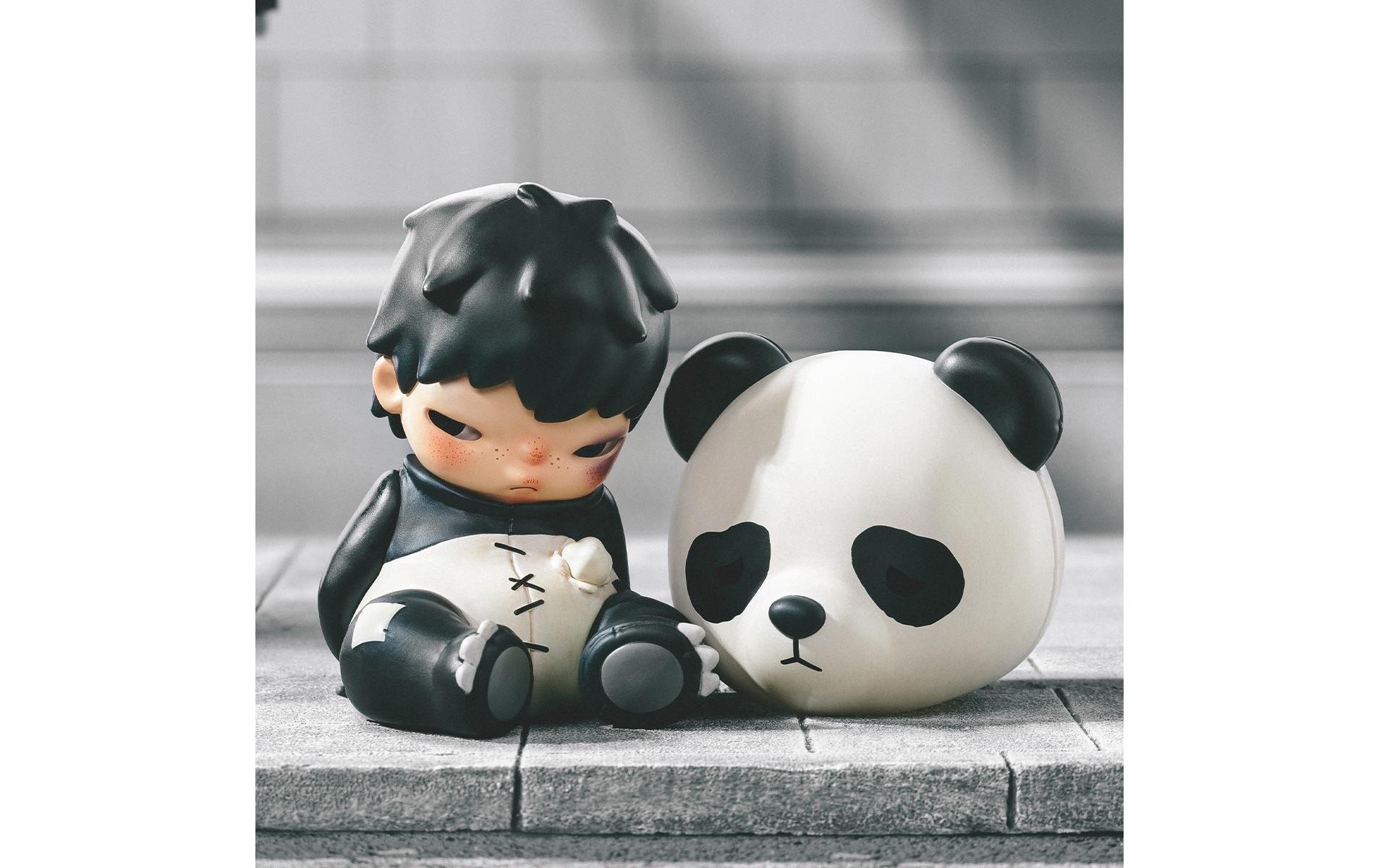   Spielfigur »Pop Mart Hirono Doll Panda Figur«