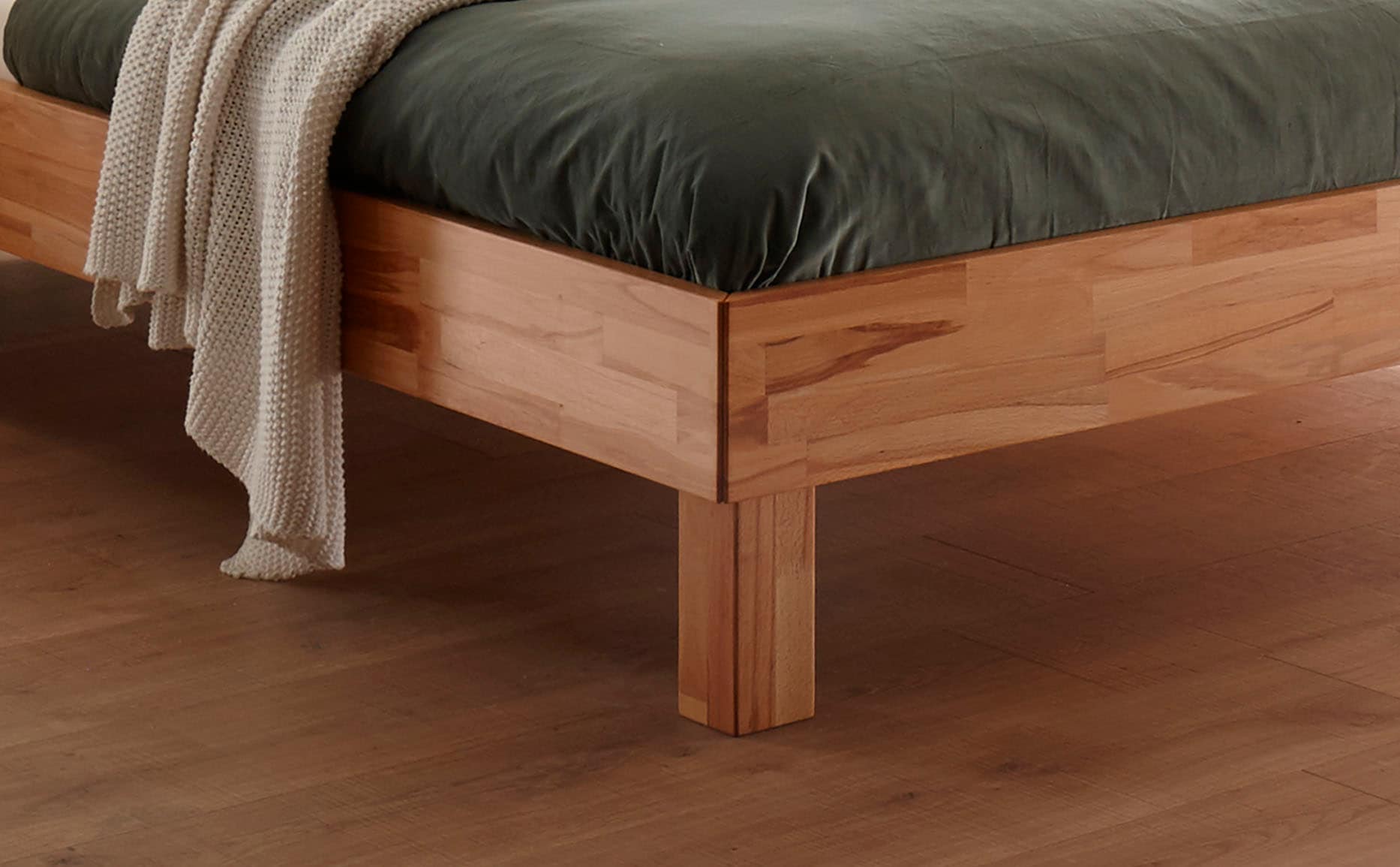 HASENA Lit en bois »Forti« hauteur du pied 25 cm
