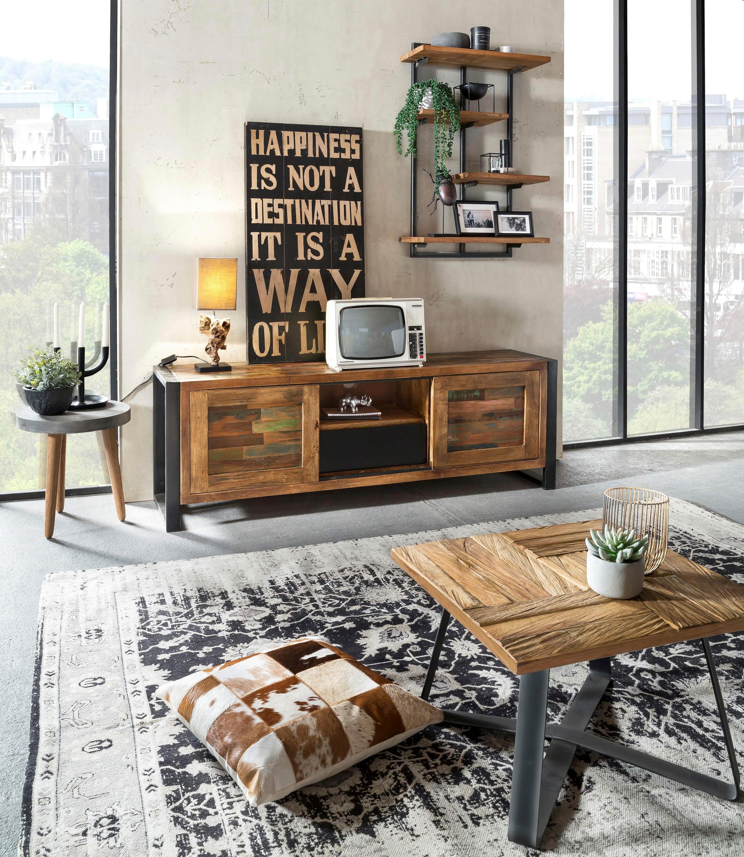 SIT Wandregal »ROMANTEAKA Hängeregal aus Teakholz mit 4 Böden im Industrial-Stil« Recyceltes Teakholz im modernen Industrial-Design