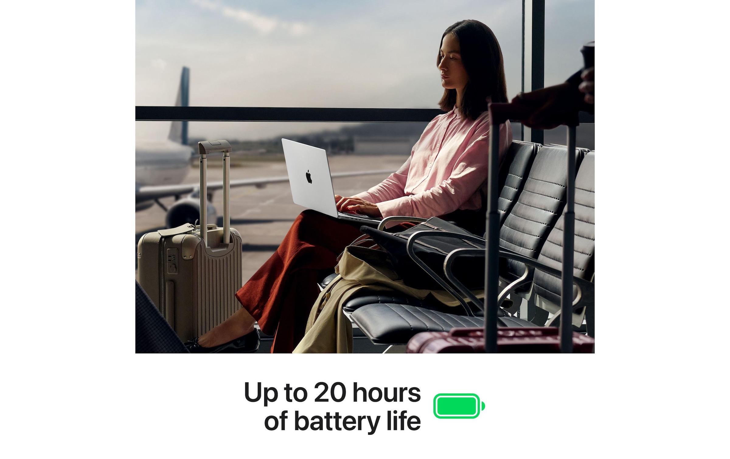 Apple Ordinateur portable »MacBook Pro 14 M5 Max 2026 18C CPU/32C GPU/2 TB/36 GB« 36,068 cm / 14,2 ″ Apple M5 Max 2.000 Go SSD Integrierte NPU (Neural Processing Unit)