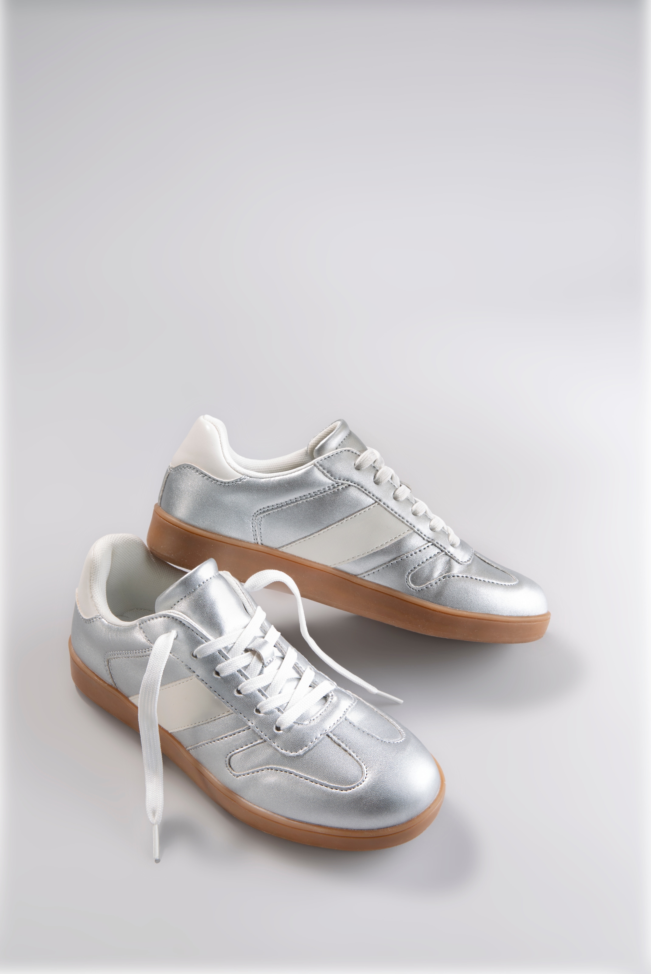 Aniston SHOES Sneakers  , Retro-Sneaker, Freizeitschuh, Schnürschuh - neue KOLLEKTION