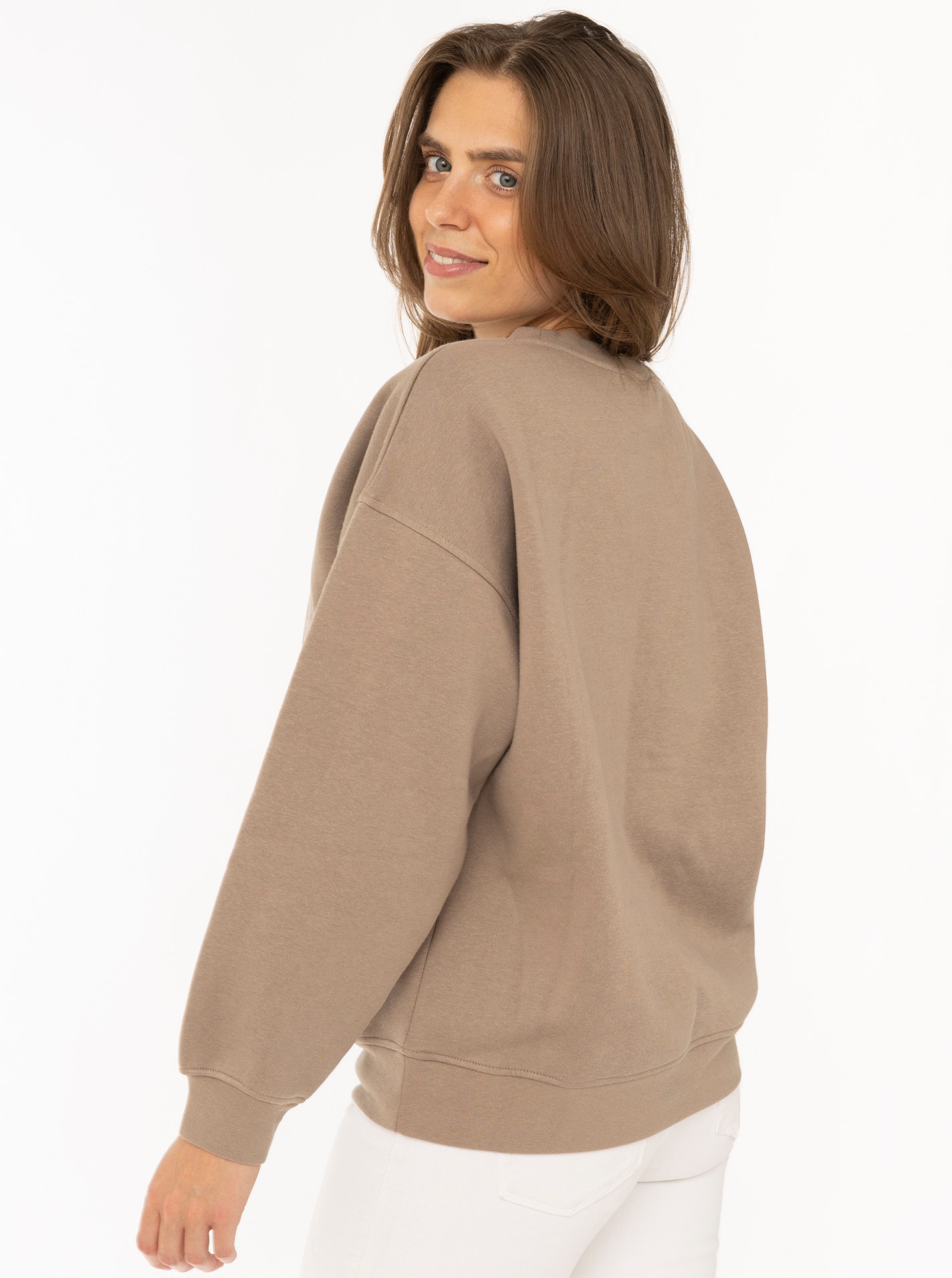 Zwillingsherz Sweat-shirt »"AMOUR"«, Rundhals, Boxy Fit, Satin Schriftzug, überschnittene Schultern
