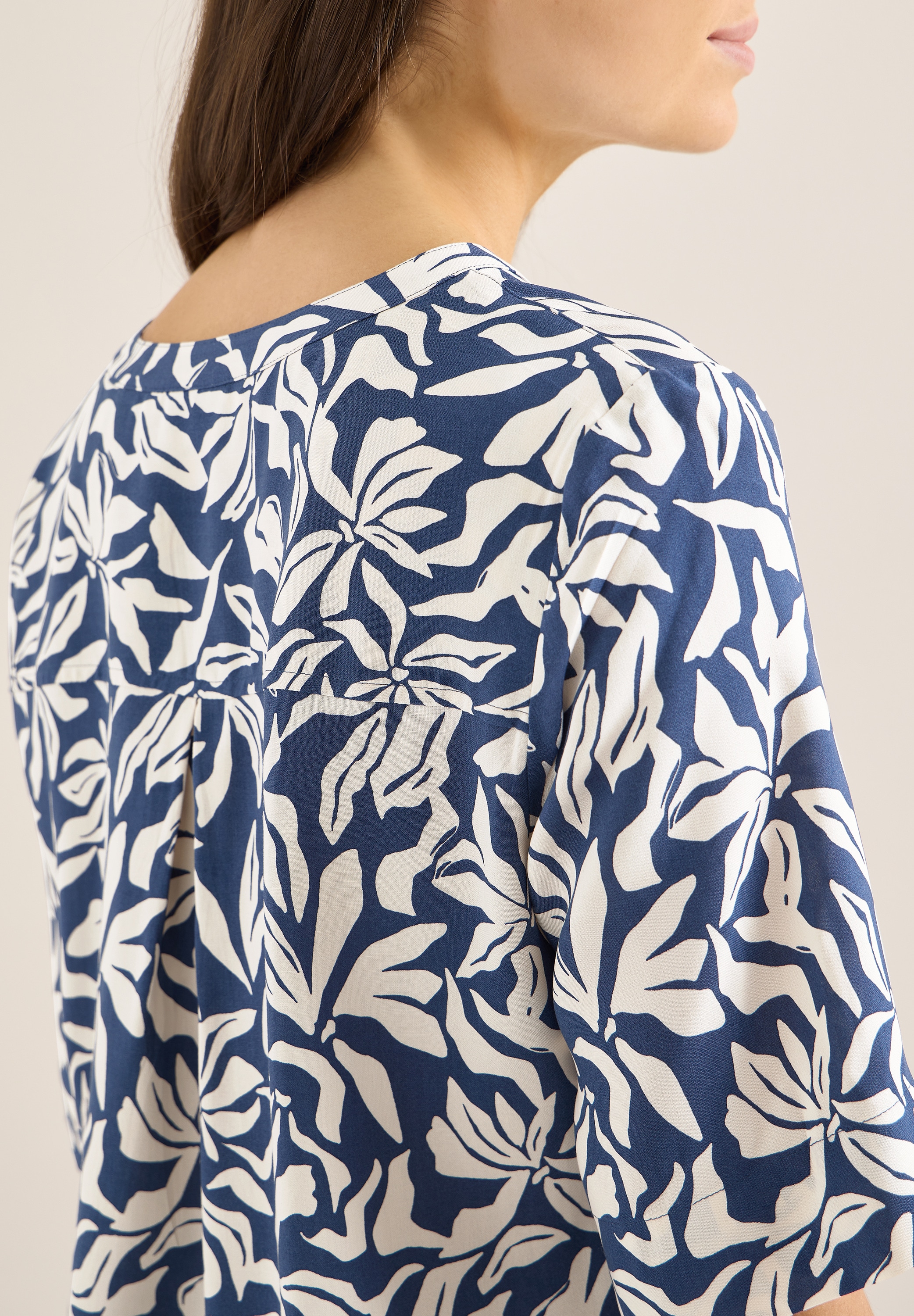 Cecil Blouse à pression mit Split Neck und grafischem Muster