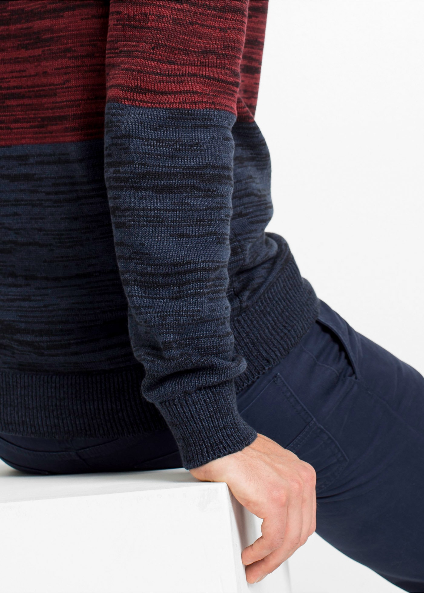 bonprix Pull en tricot aus Baumwolle und Polyacryl, mit Kapuze, Regular Fit, mehrfarbig