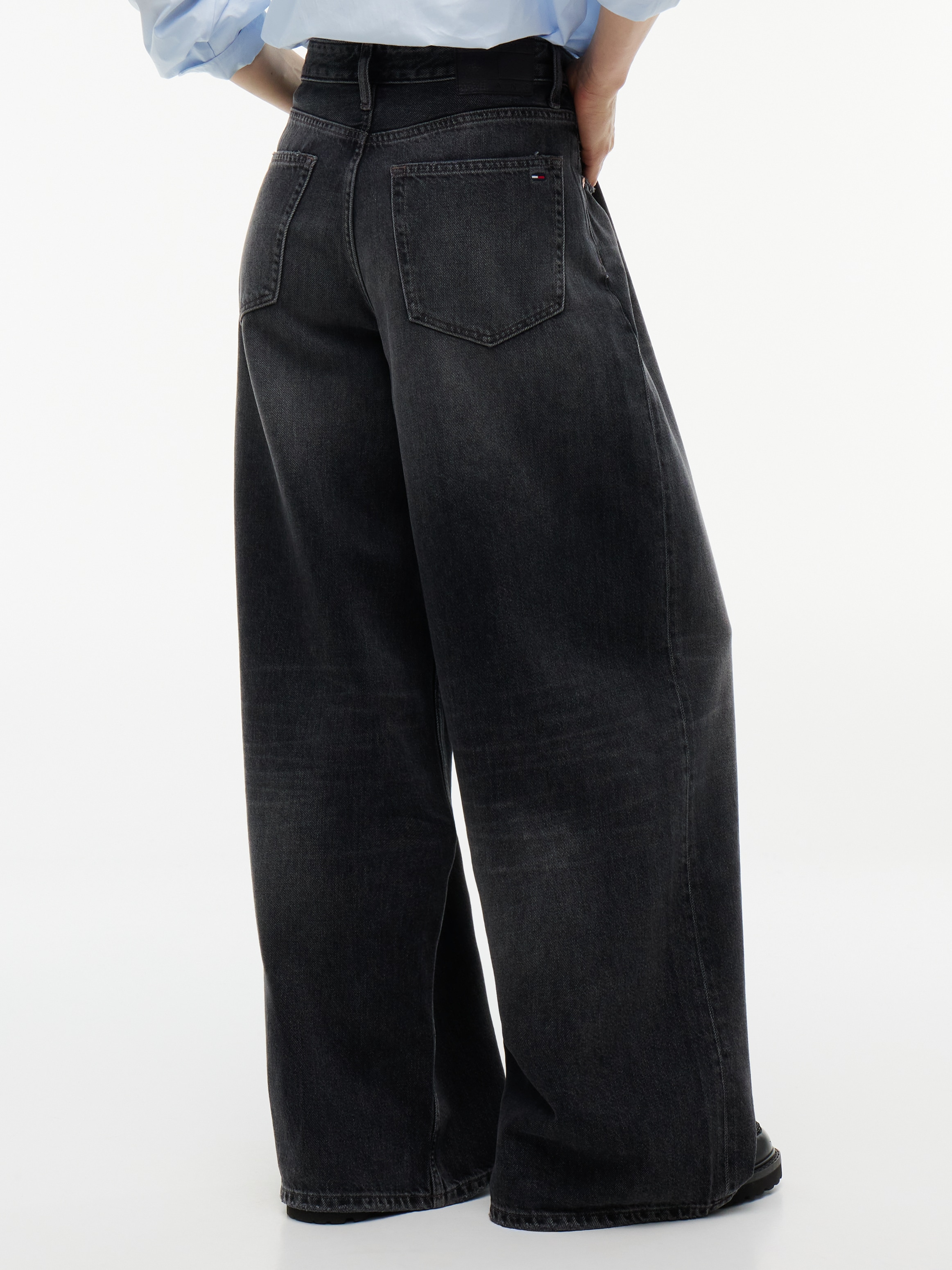 Tommy Jeans Loose-fit-Jeans »CHARLIE MID RISE LOOSE DJ6084« Baumwollmischung, loose fit