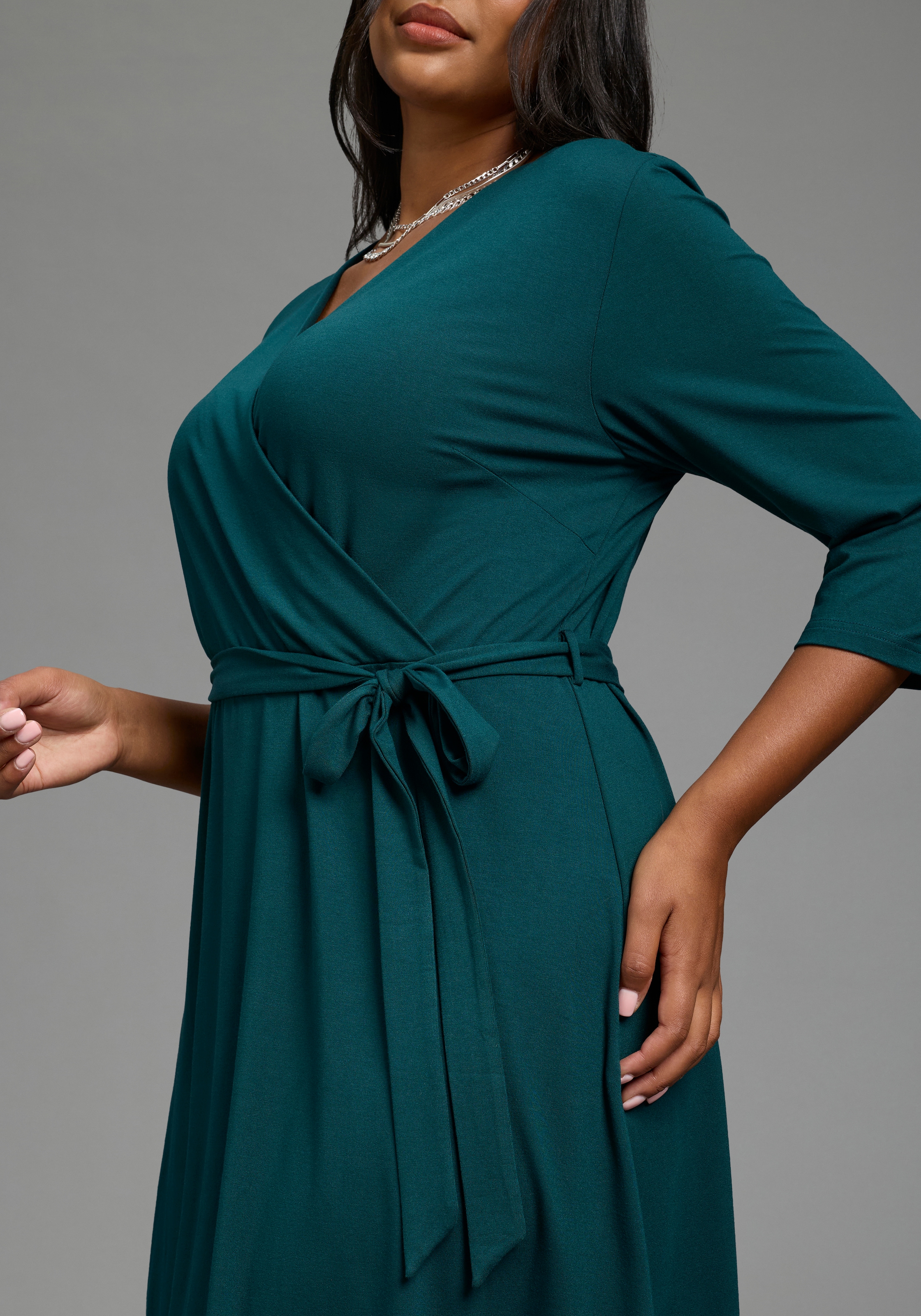 Laura Scott CURVE Jerseykleid »Grosse Grössen« in grossen Grössen, mit Wickeloptik, taillierte Passform