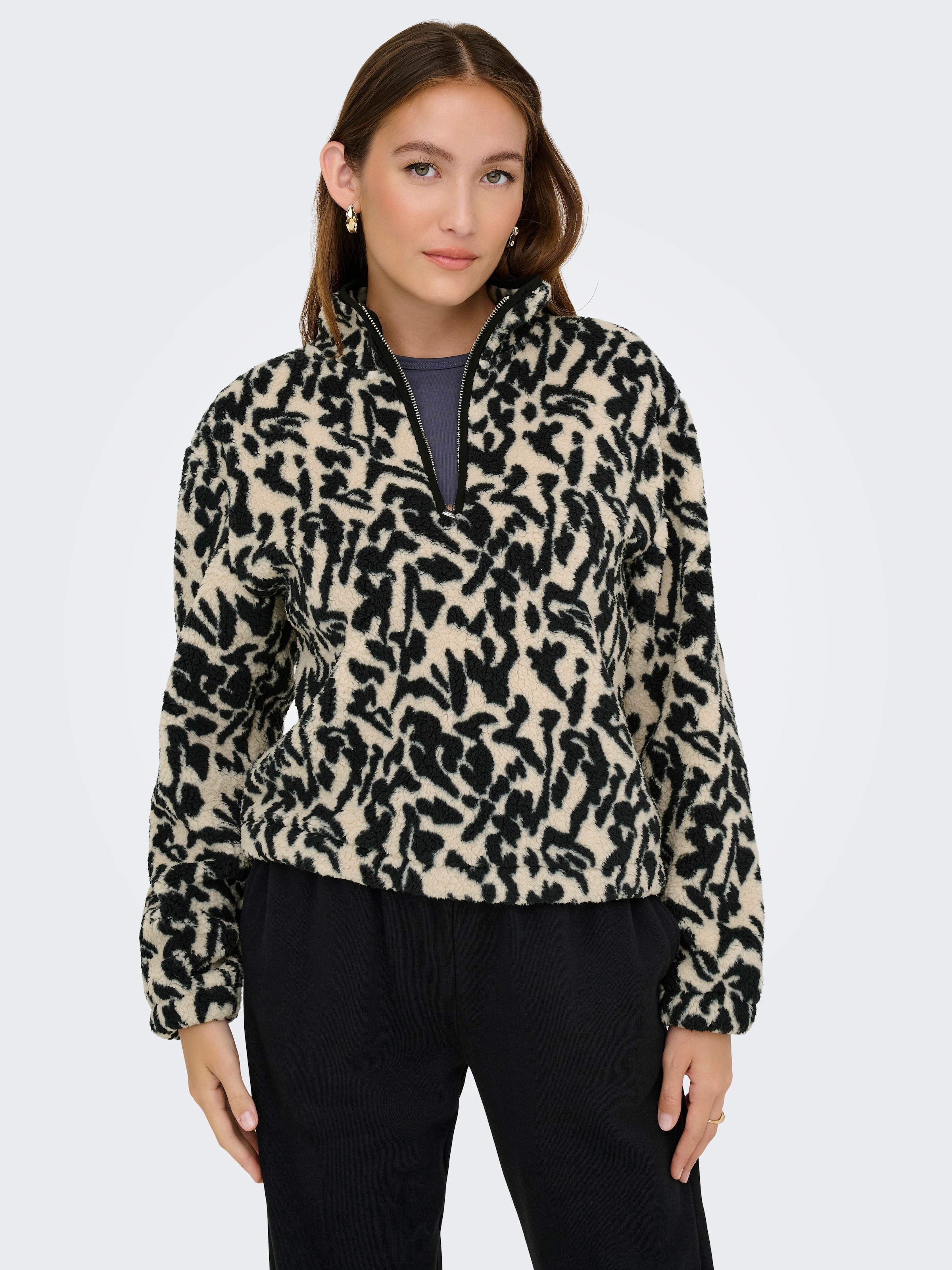 ONLY Sweat-shirt »ONLNEW DALLAS L/S HIGHNECK ZIP SWT NOOS«, fibre synthétique, coupe régulière
