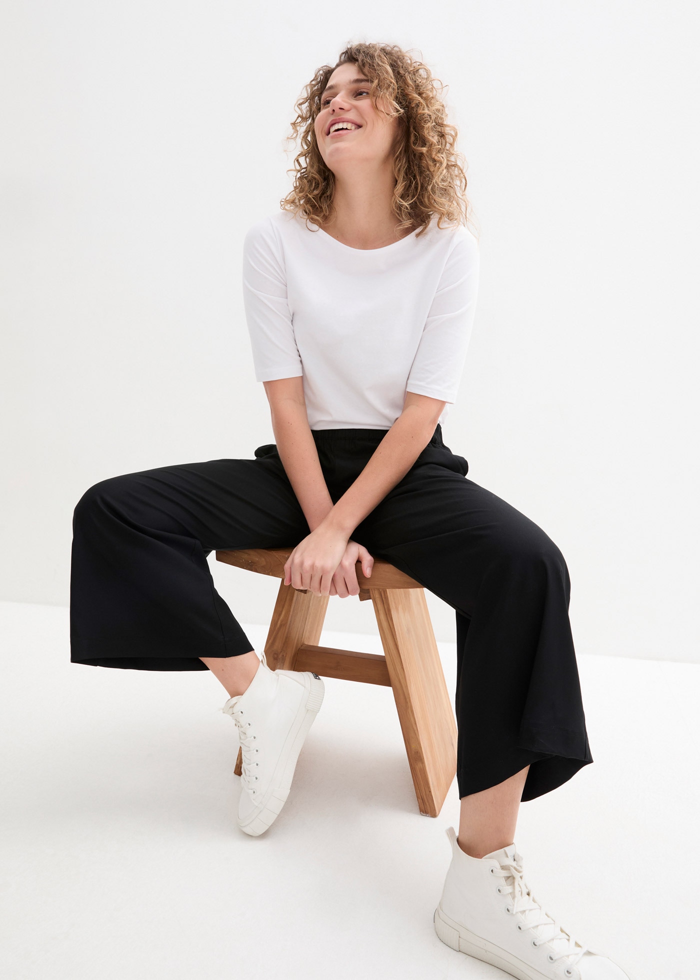 bonprix Culotte »Weite Culotte aus nachhaltiger Viskose«  aus Viskose, mit elastischem Bund, Loose fit, weite Beinform