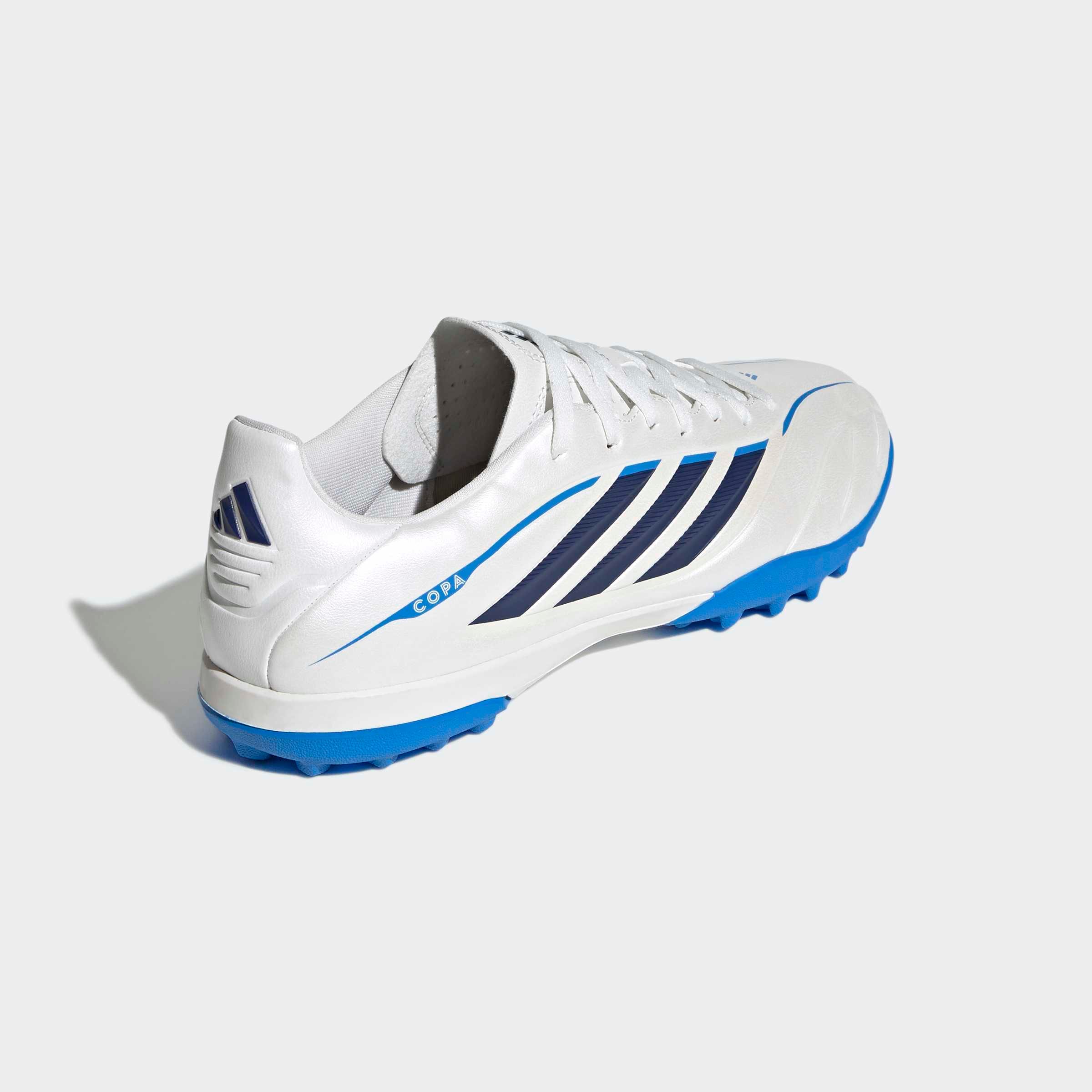 adidas Performance Chaussure de football »COPA PURE IV CLUB , HYBRIDRASEN«  pour terrains synthétiques durs