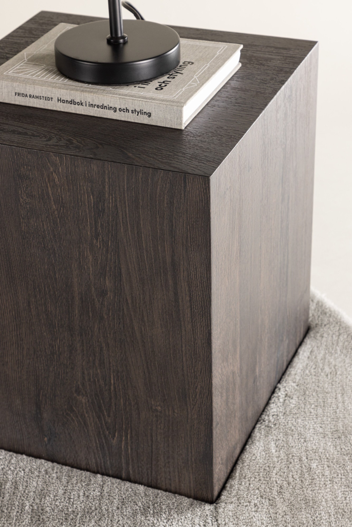 Venture Home Table basse »York, kompakter Couchtisch, designstark & vielseitig, 40 × 40 cm« table basse, MDF, carrée, compacte, décorative, claire