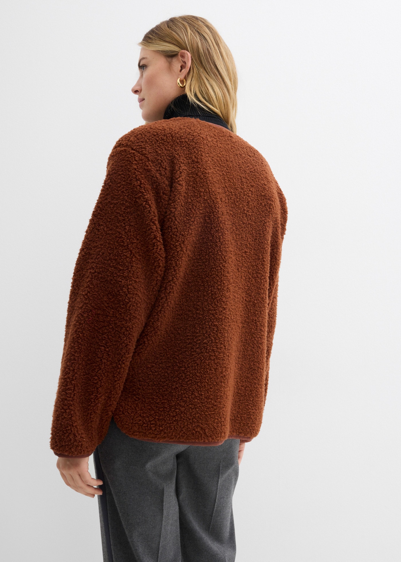 bonprix Veste polaire avec polaire teddy, coupe oversize, longueur couvrant les hanches