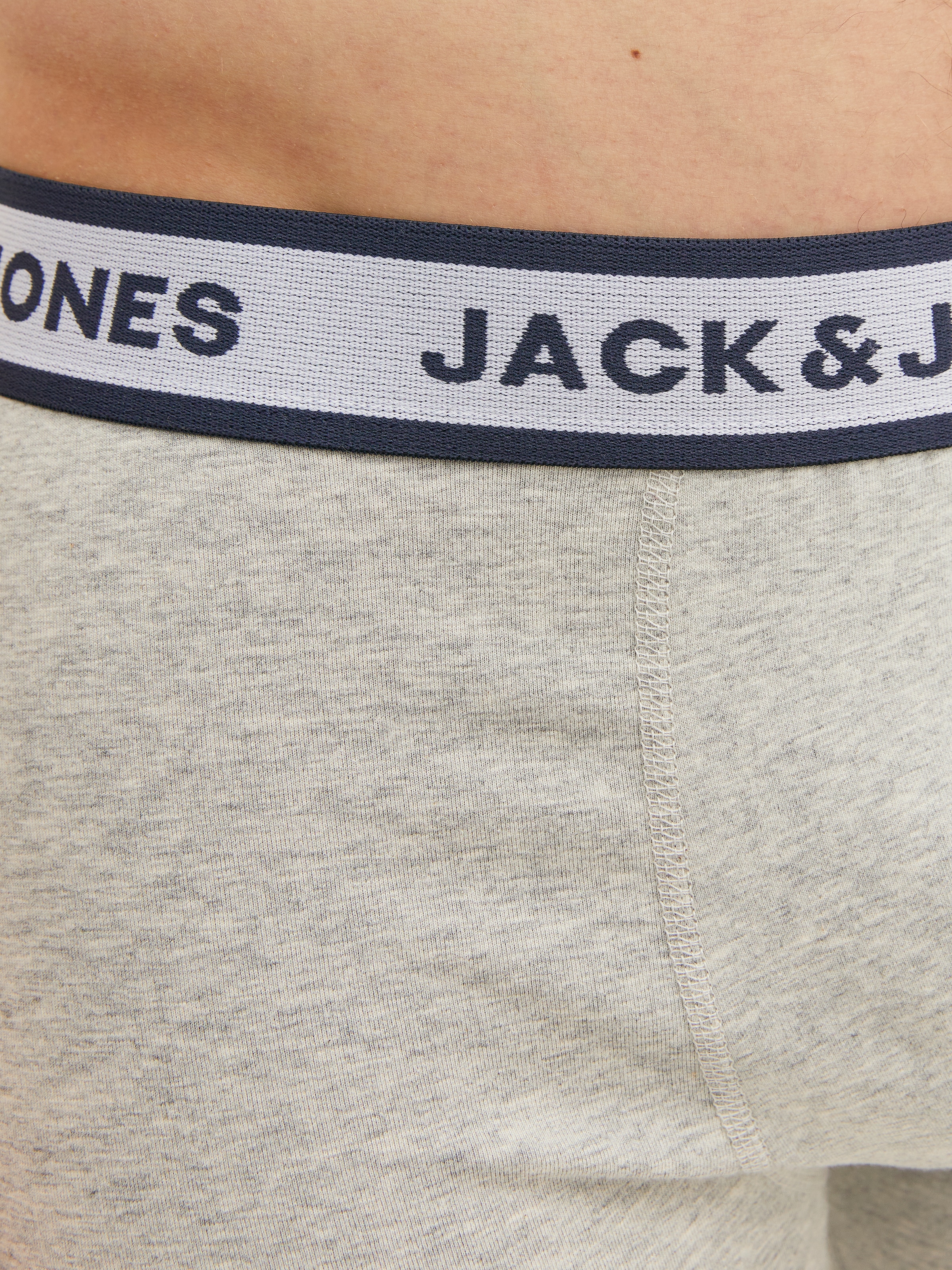 Jack & Jones Boxershorts »JACSOLID BOXER BRIEFS 3 PACK NOOS« Packung, 3 Stk.