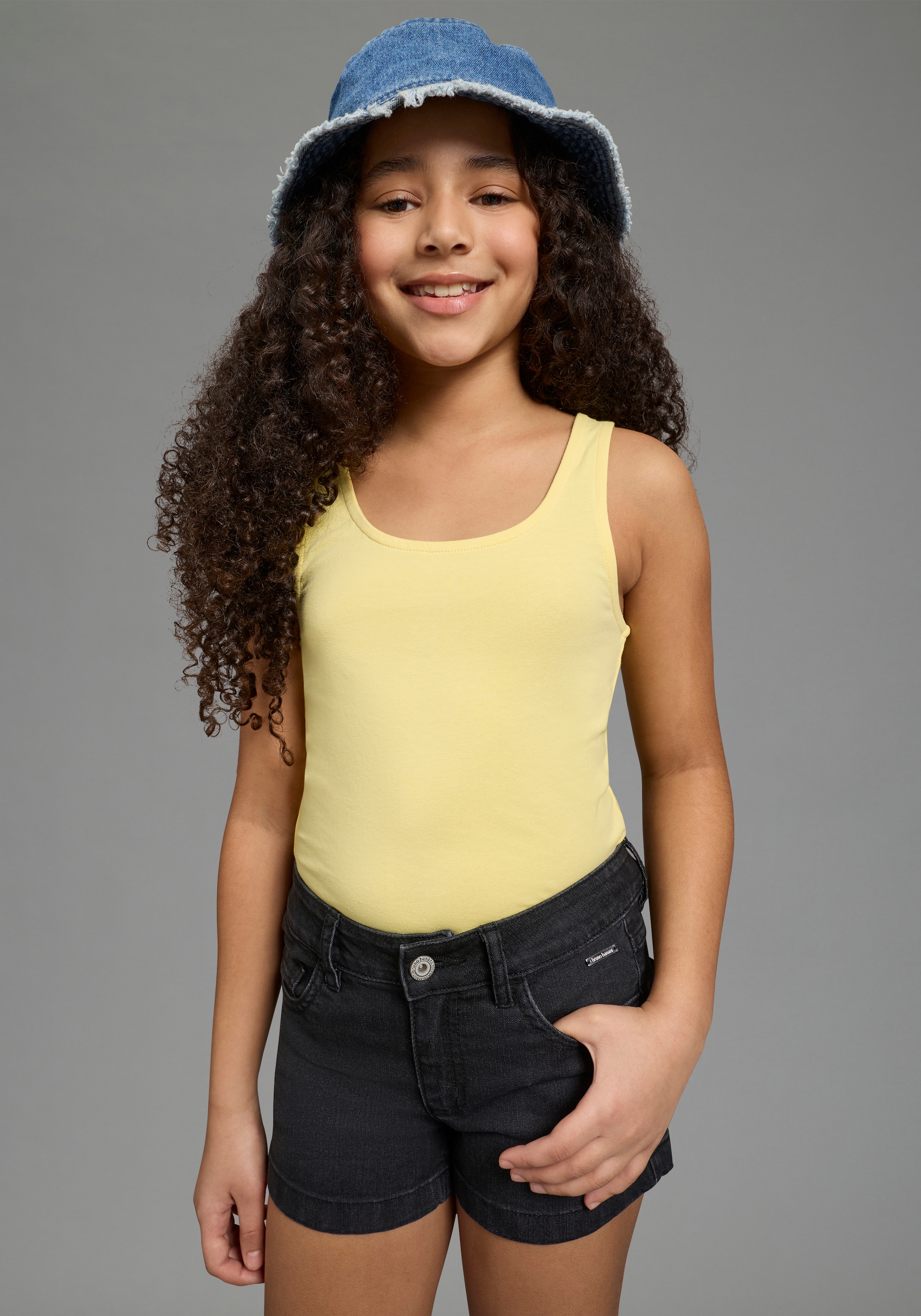 Bruno Banani T-shirt »2er Pack Tank Tops, modische Basics für Mädchen« Packung, 2, 2 pièces ohne Ärmel, Basic Passform, unifarben, aus Baumwolle und Elasthan