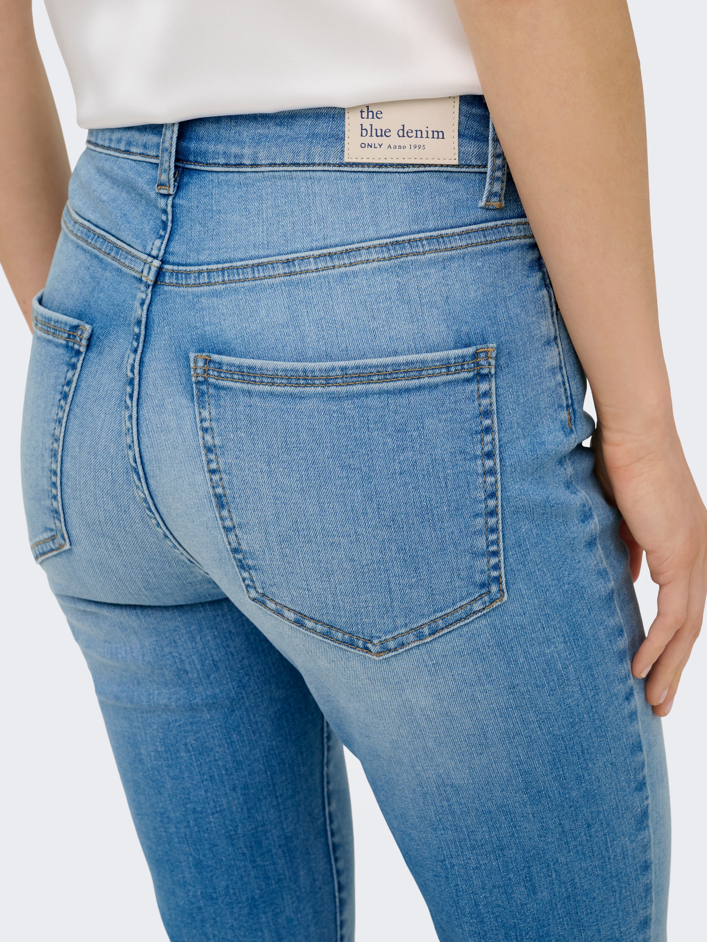 ONLY Jeans bootcut »ONLRAYNA HW SLM FLARED DNM REA281« mélange de coton, taille haute
