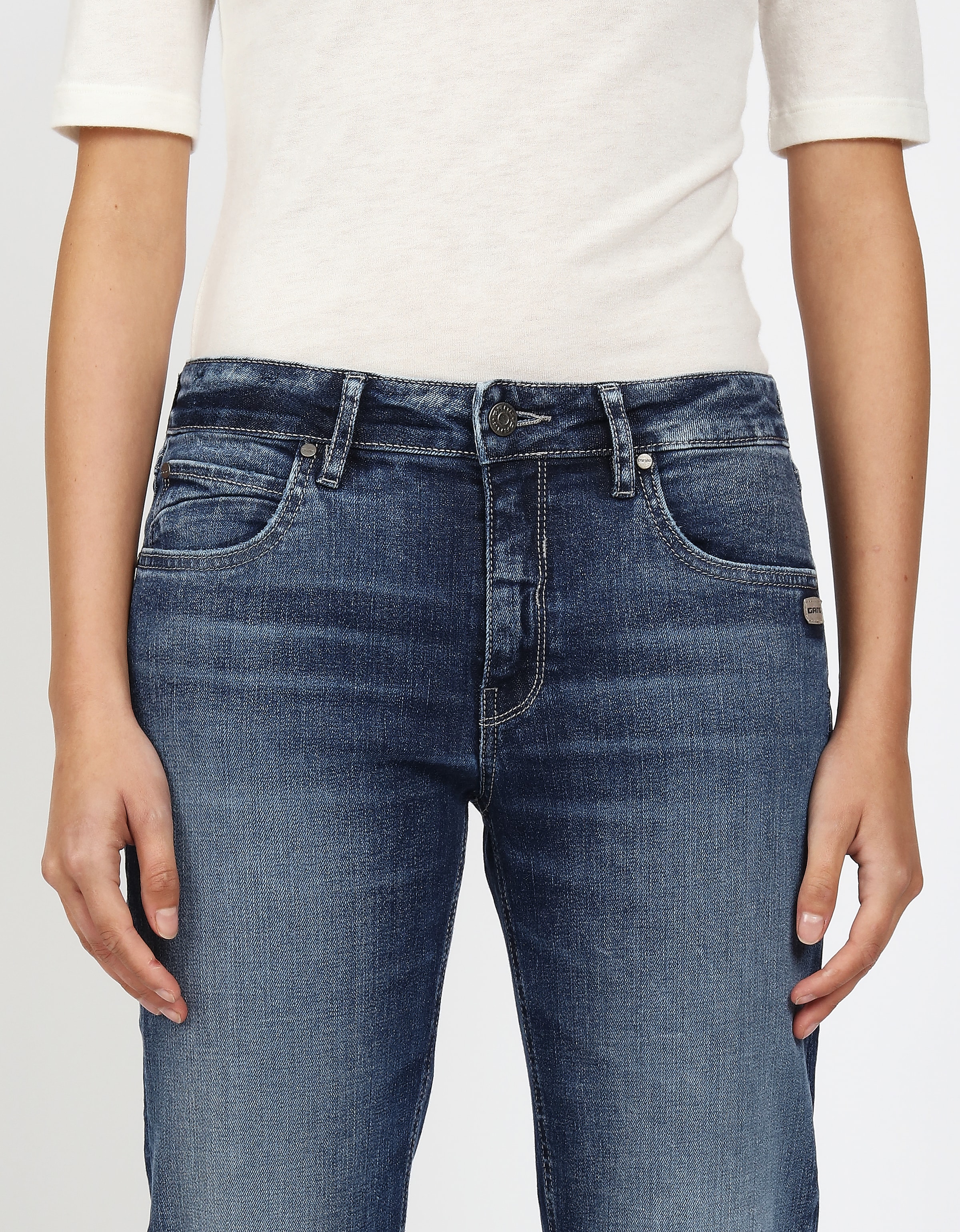 GANG Jeans boyfriend »94NADIA« Style 5 poches avec fermeture éclair et bouton