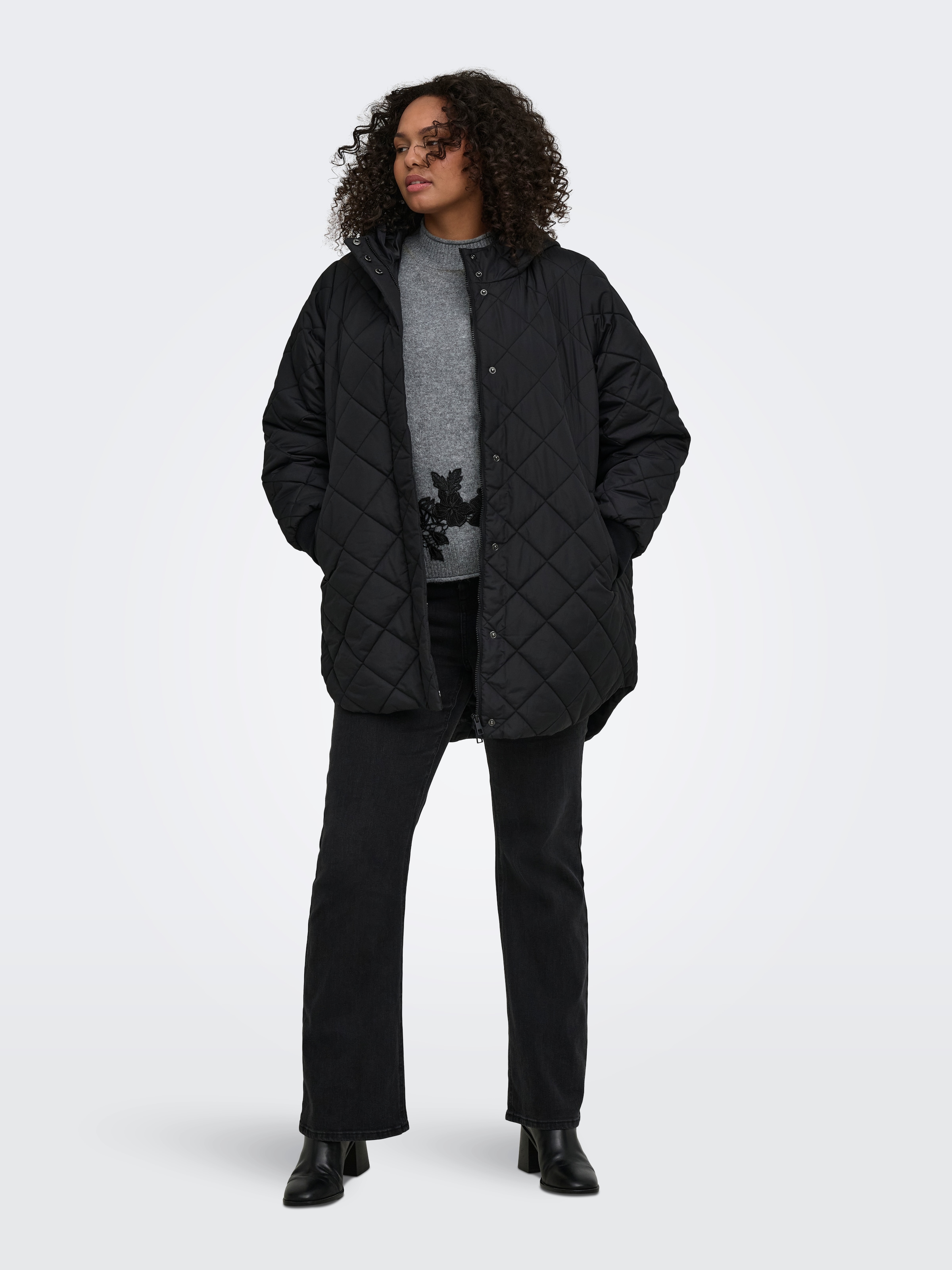 ONLY CARMAKOMA Manteau matelassé »CARJULIET QUILTD HOOD ZIP COAT OTW NOOS« fibre synthétique