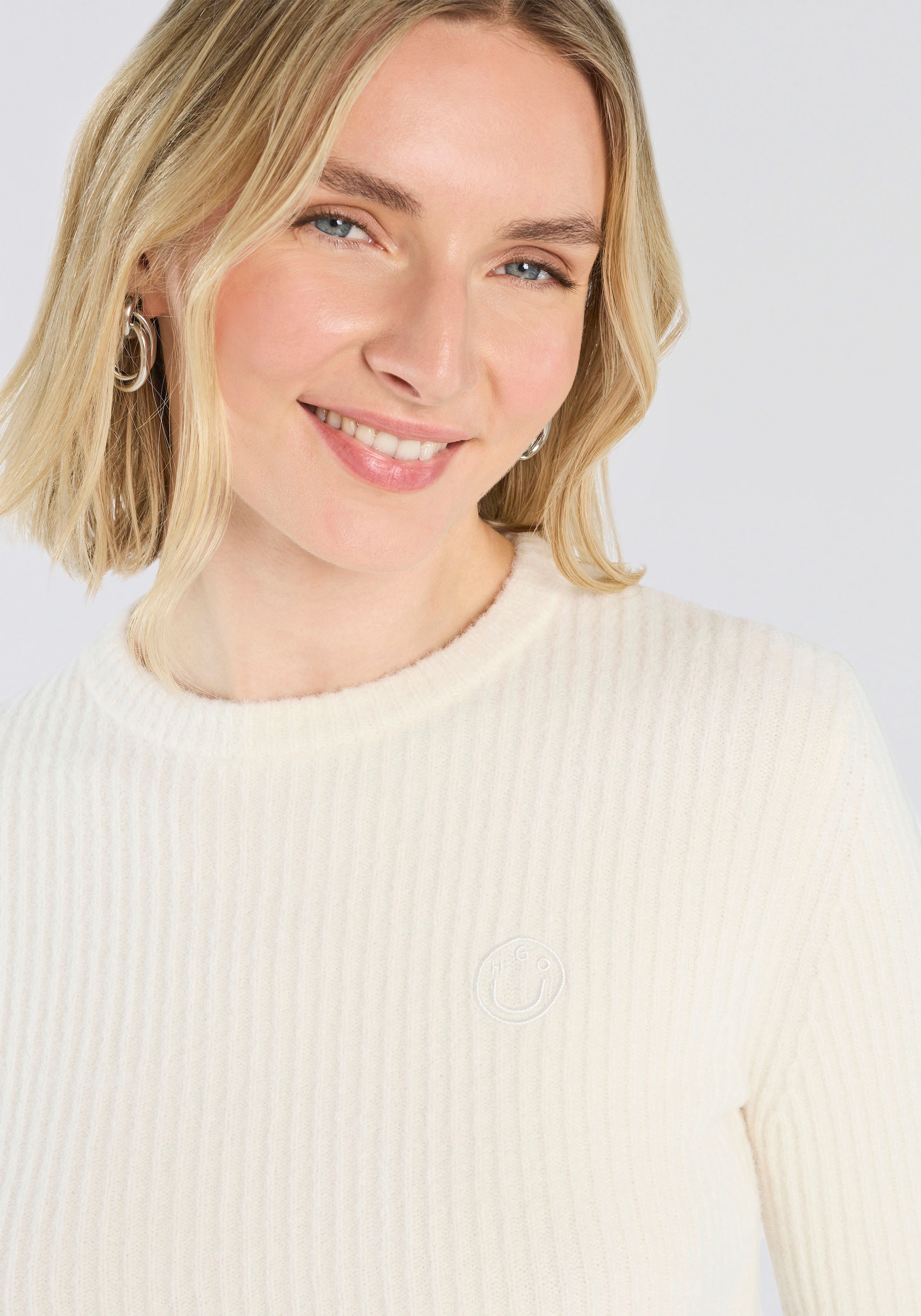 HUGO Blue Pull à col rond »Skitty« mit Wollanteil, Slim Fit, cropped