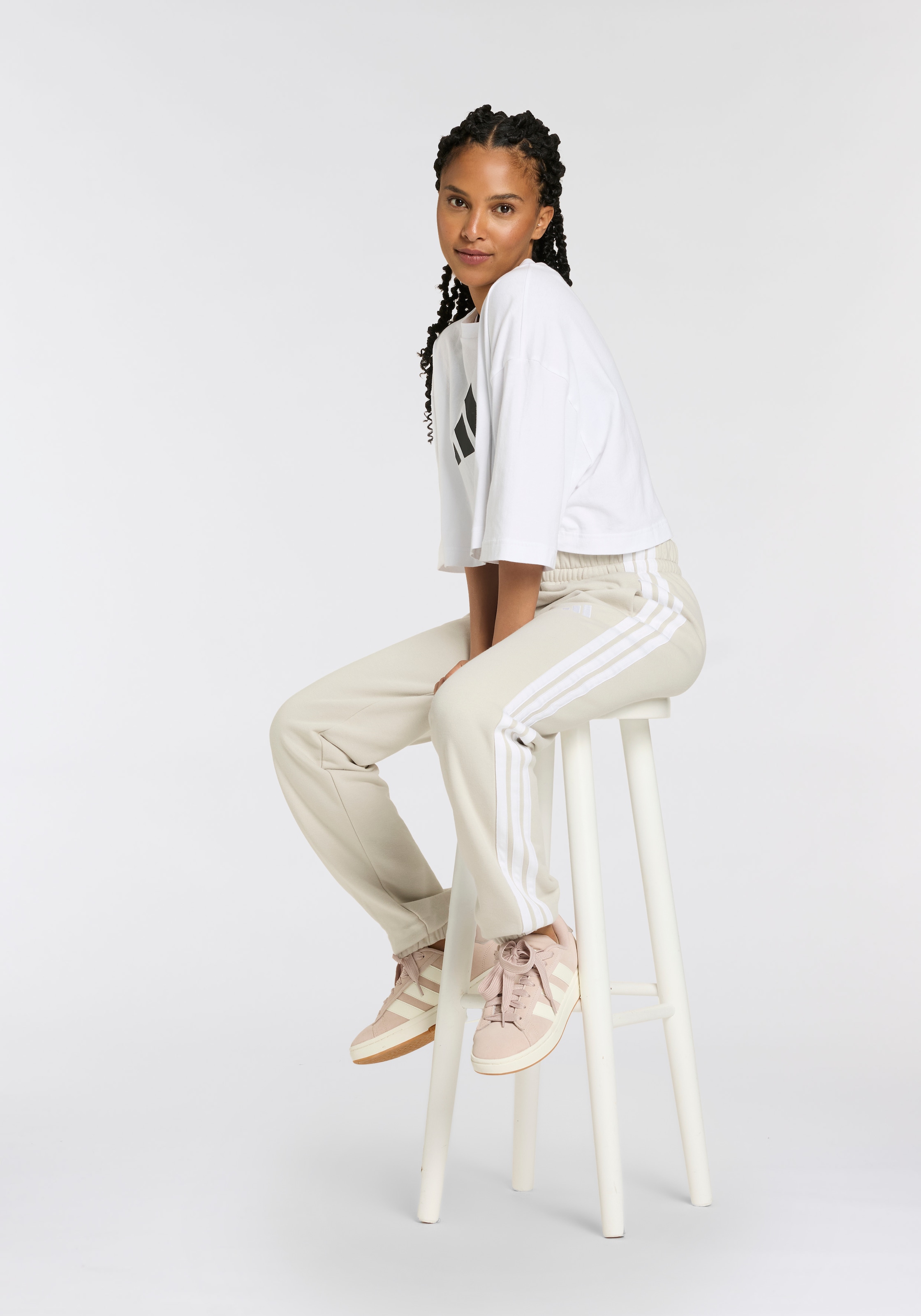 adidas Sportswear Sneakers »GRAND COURT ALPHA«  inspiriert vom Design des adidas campus 00