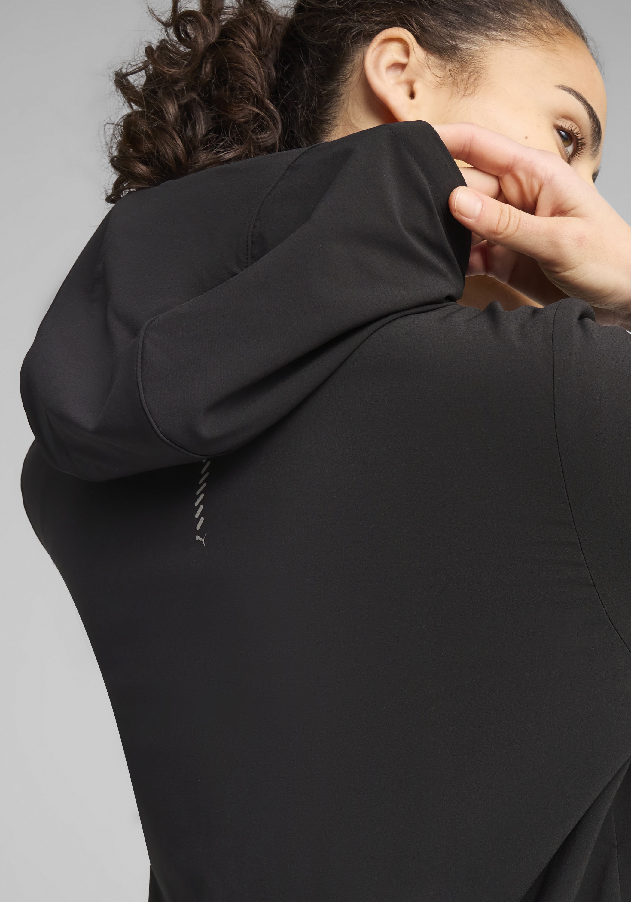 PUMA Laufjacke »RUN VELOCITY WOVEN JACKET W« ohne Kapuze für tägliches Training, mit DryCELL Technologie, verstellbarer Bund