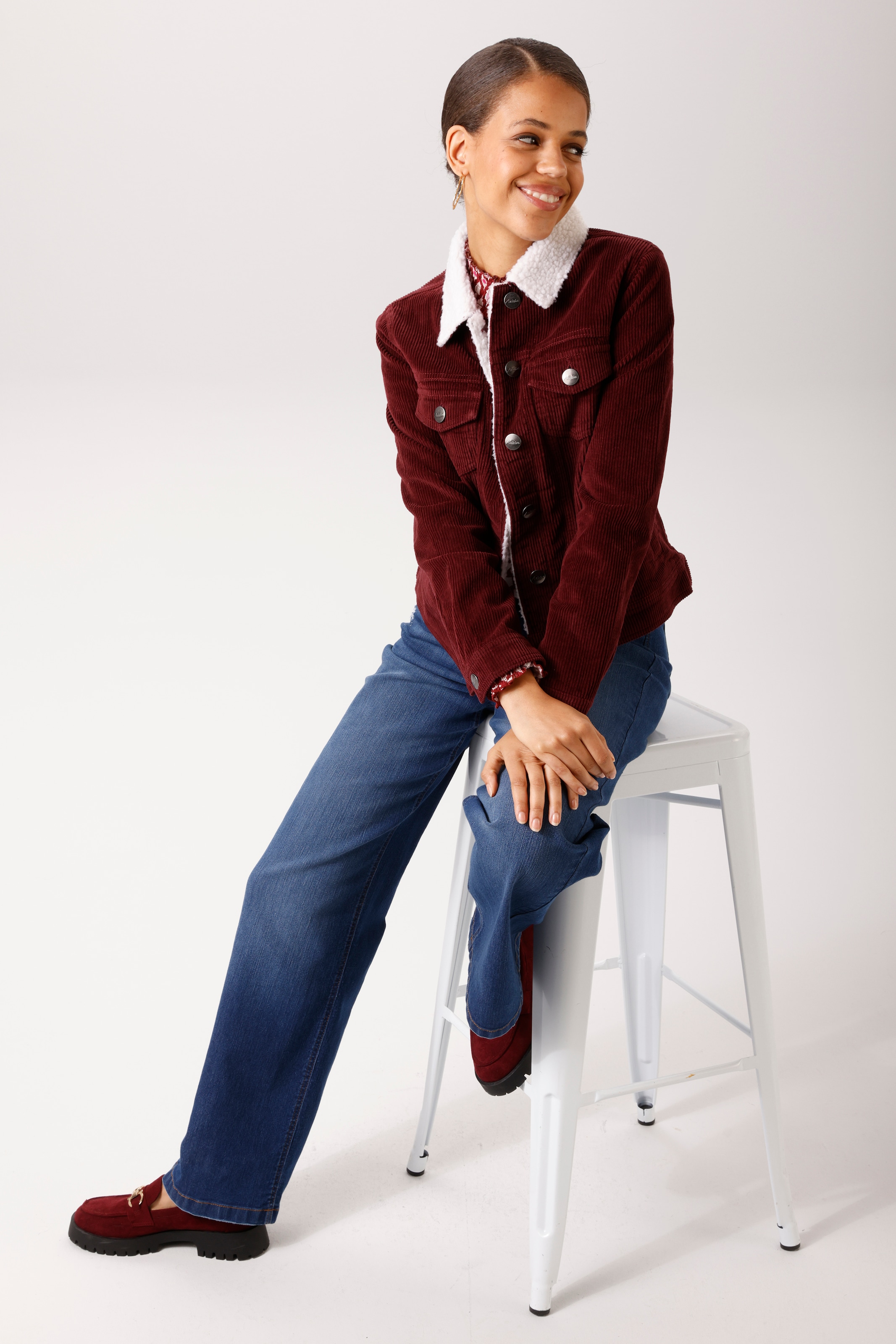 Aniston CASUAL Cordjacke mit weichem Teddy-Plüsch am Kragen - NEUE KOLLEKTION
