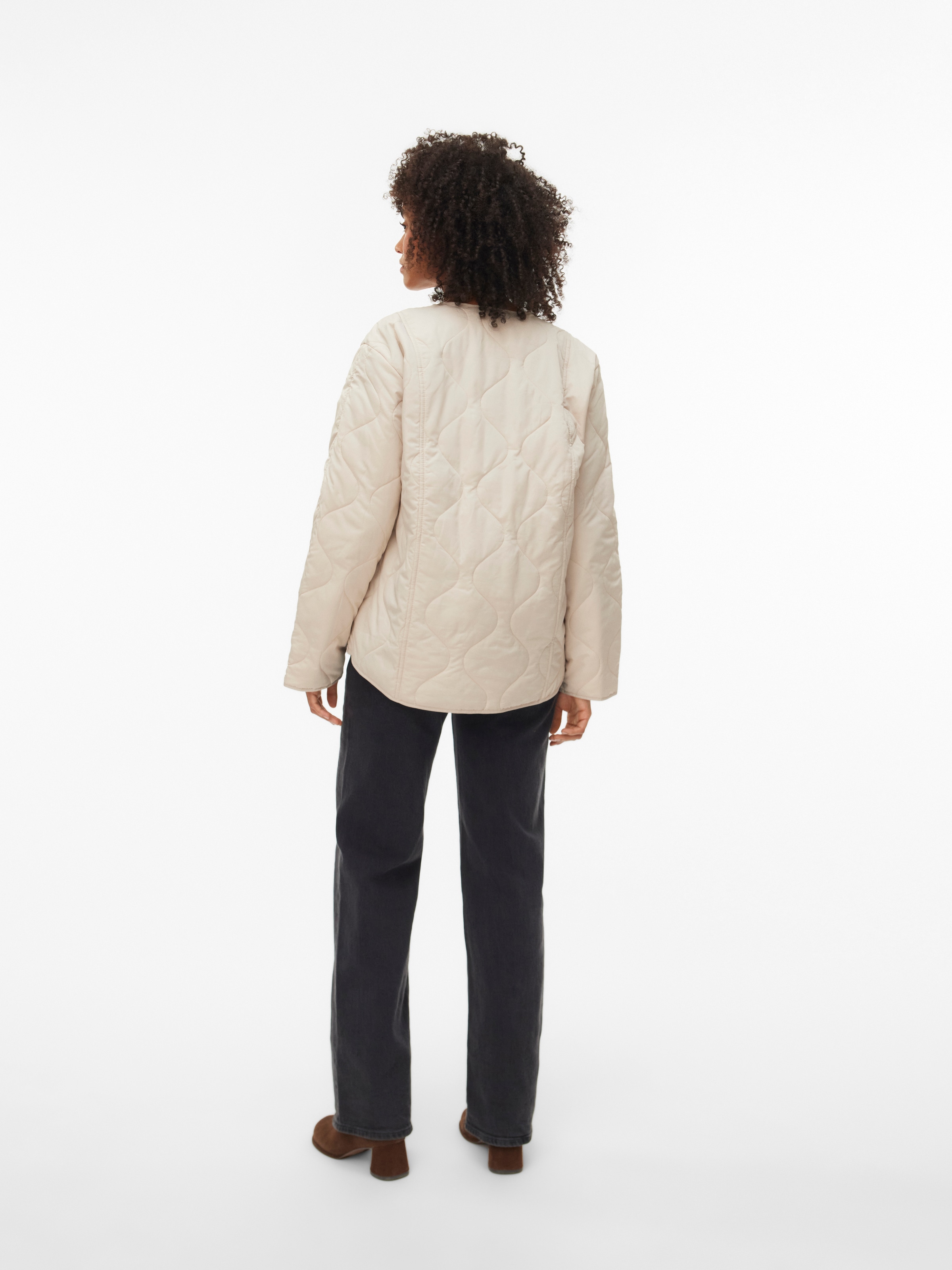 Vero Moda Veste matelassée »VMMILLIE JACKET NOOS« mit durchgehender Knopfleiste