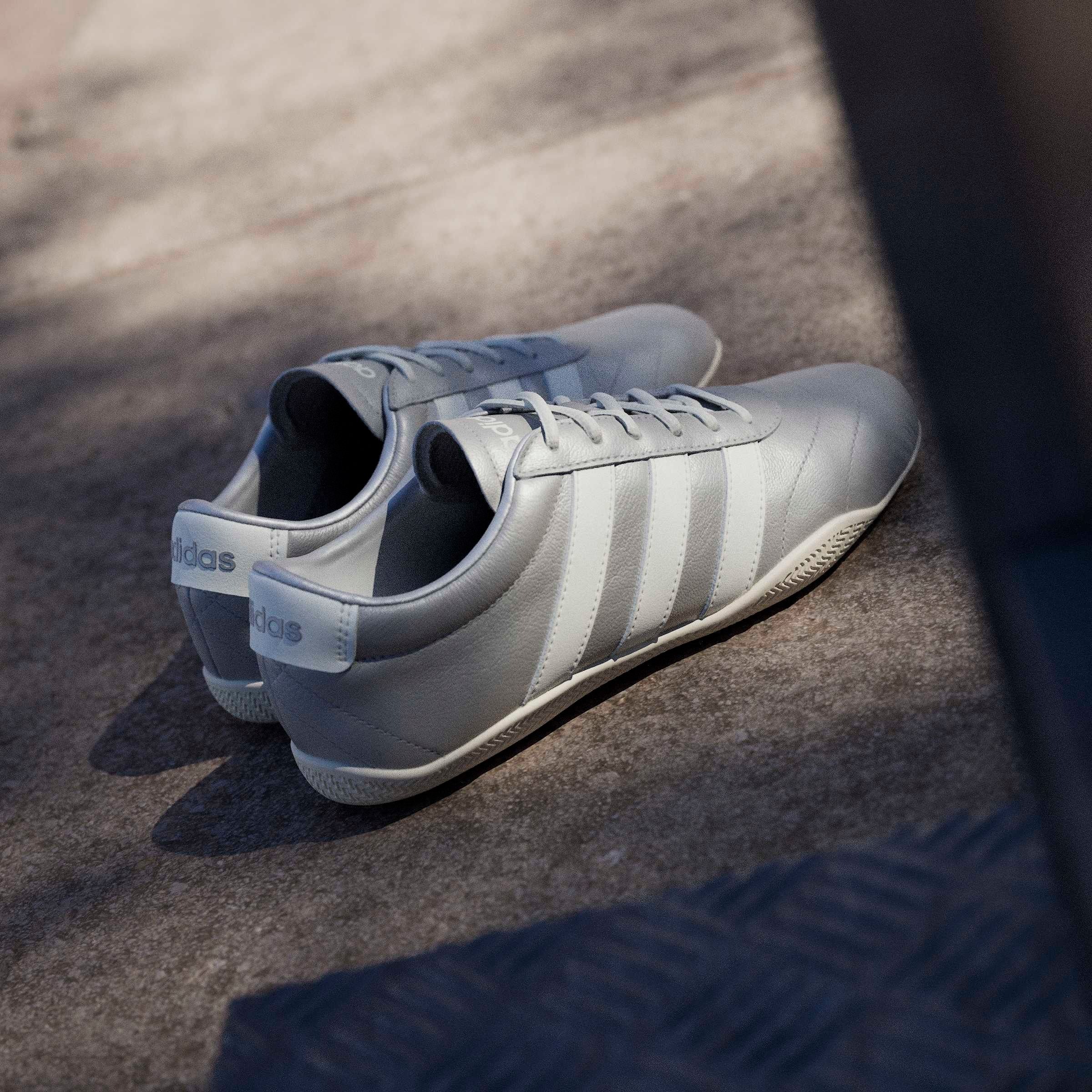 adidas Sportswear Sneaker »GRAND COURT LO«  Design auf den Spuren des adidas Superstar