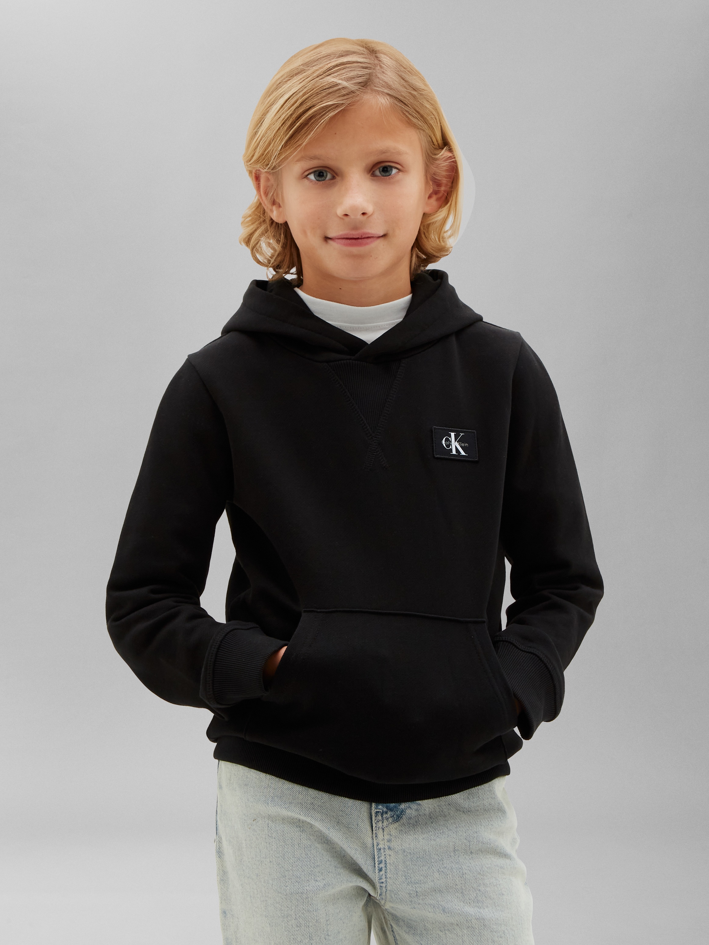 Calvin Klein Sweat à capuche »TERRY CK WOVEN LABEL HOODIE«, coupe régulière avec capuche
