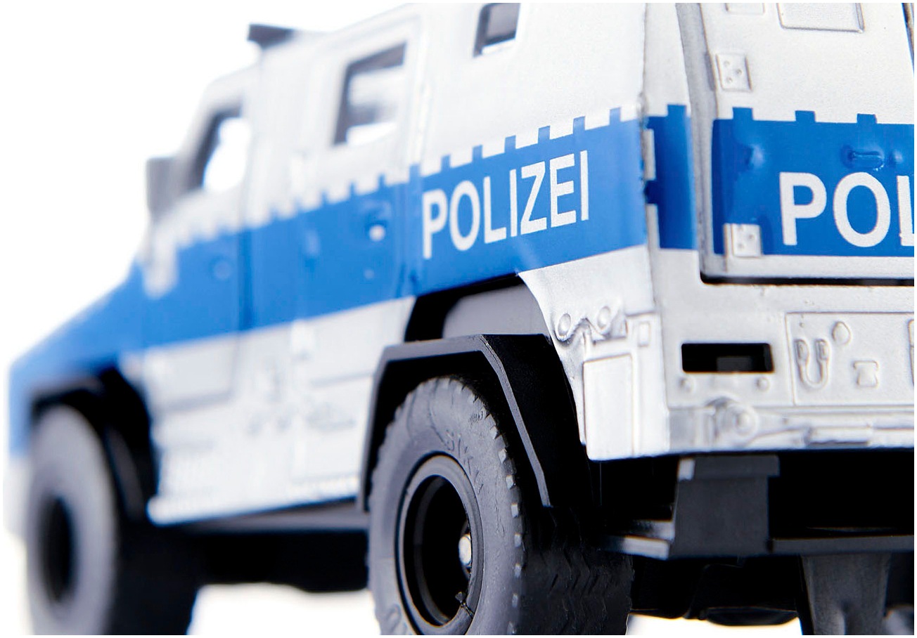 Siku Spielzeug-Auto »SIKU Super, Rheinmetall MAN Survivor R (2304)« Made in Europe