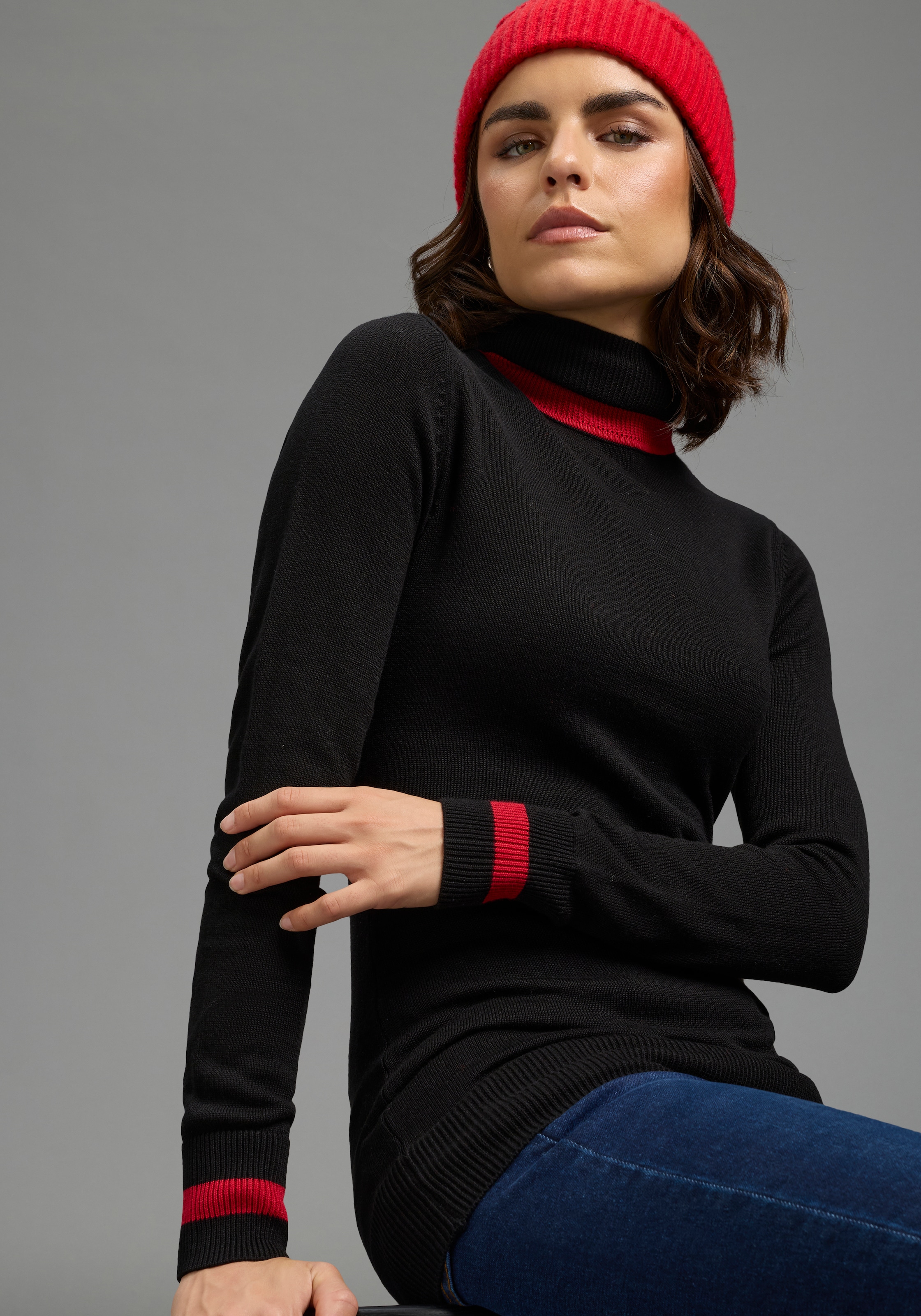 AJC Pull à col roulé maille fine avec rayures contrastées tendance