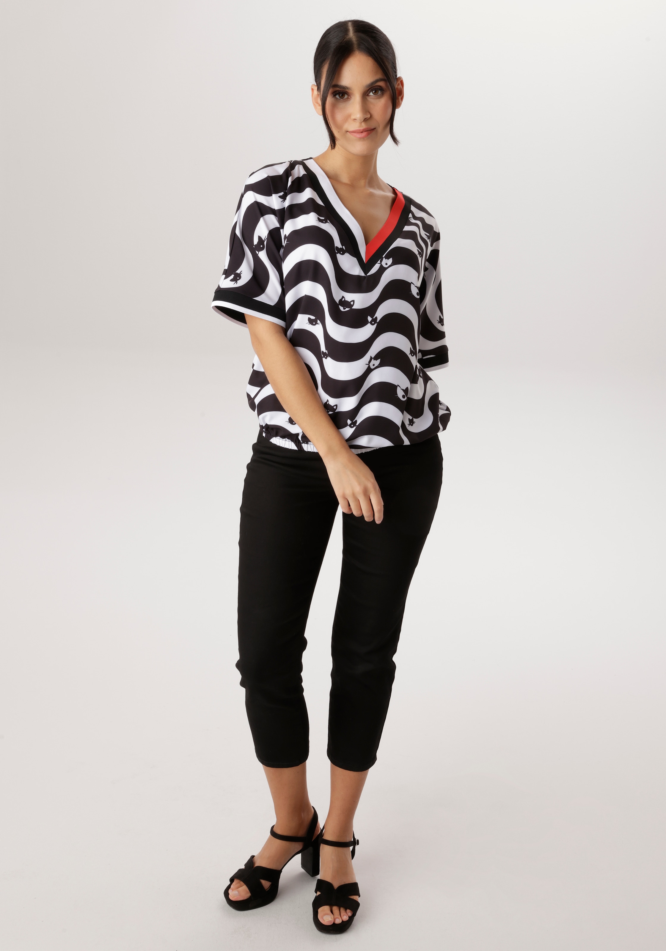 Aniston SELECTED Schlupfbluse mit Gummizug am Saum und grafischen Muster - NEUE KOLLEKTION