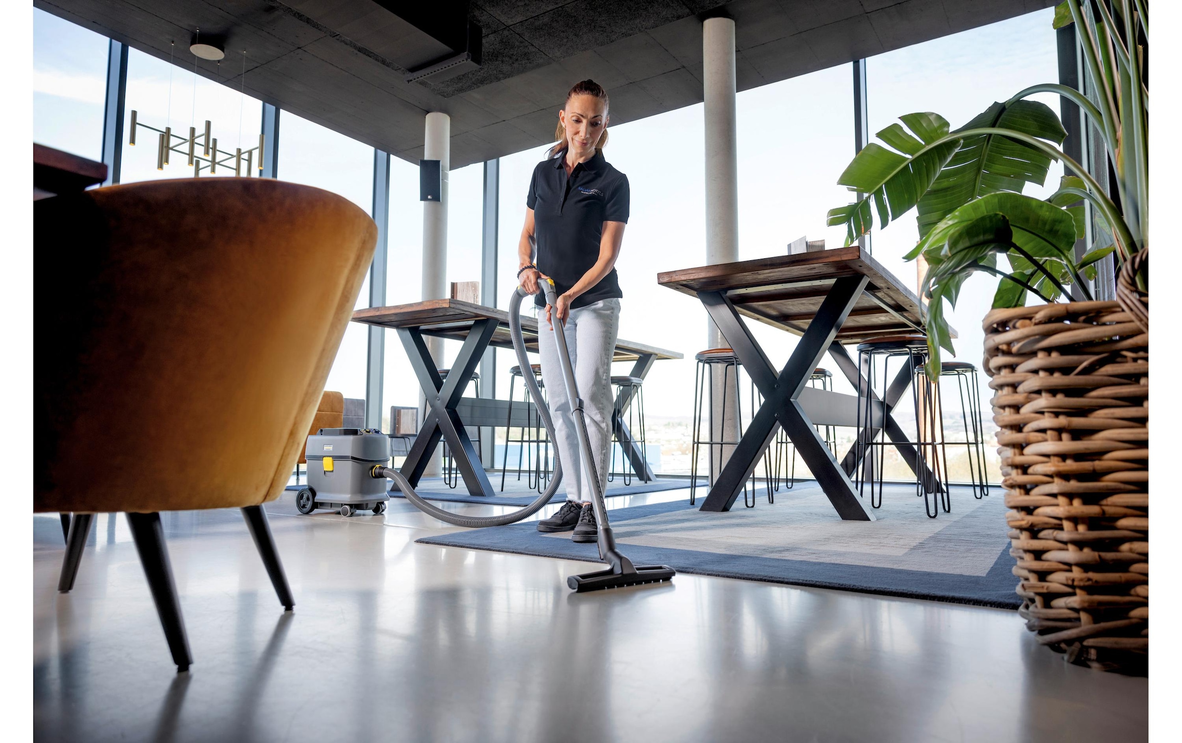 KÄRCHER Akku-Bodenstaubsauger »T 15 1 Bp Adv«