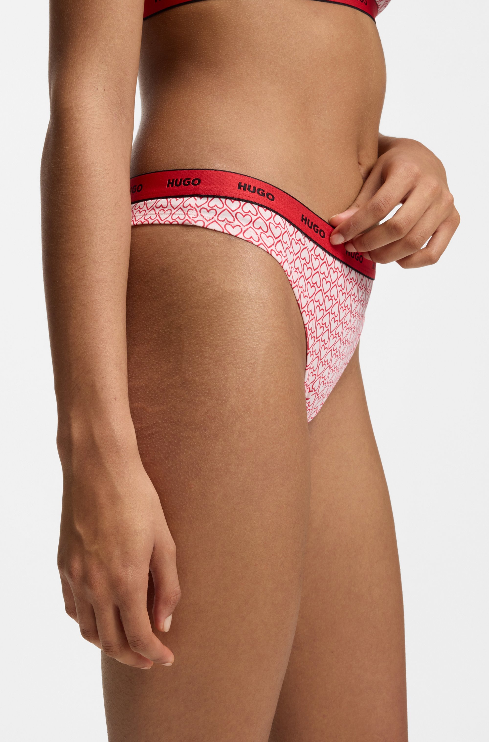 HUGO Underwear String »TRIPLET THONG DESIGN« 3 Stk. wiederholendes Logo am Bund