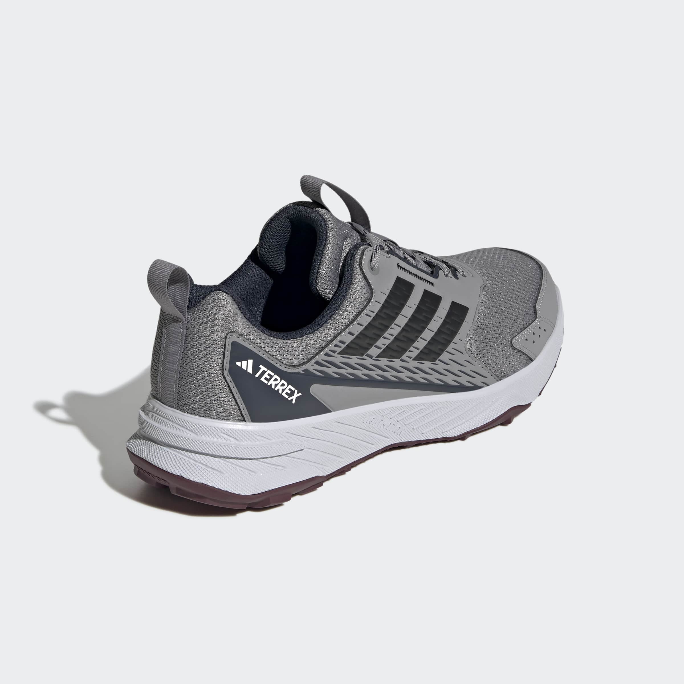 adidas TERREX Chaussures de trail »TRACEFINDER«  chaussures de trail running