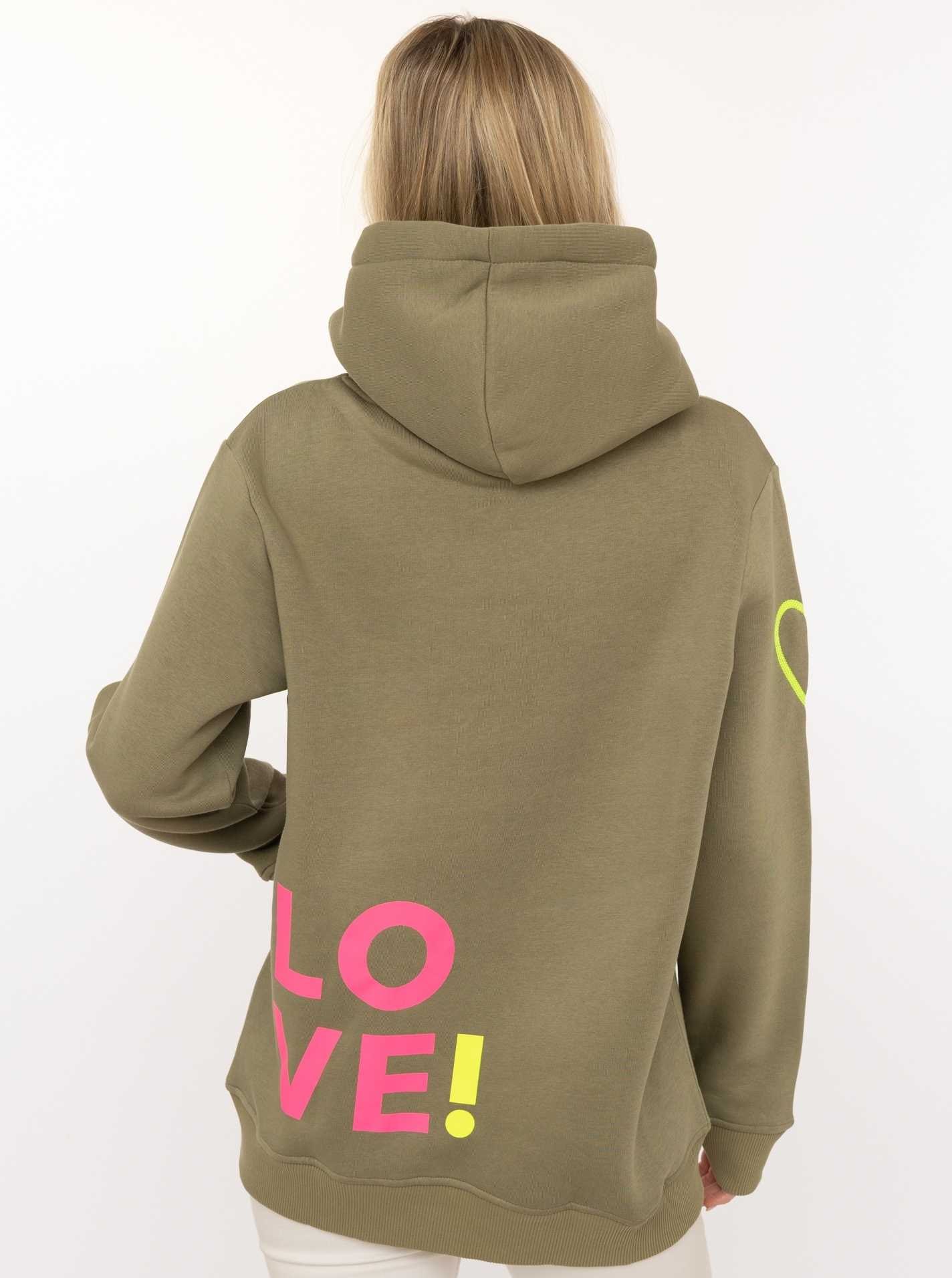 Zwillingsherz Kapuzensweatshirt , mit gesticktem Neon Herz am Ärmel und "Love" Schriftzug auf Kordel
