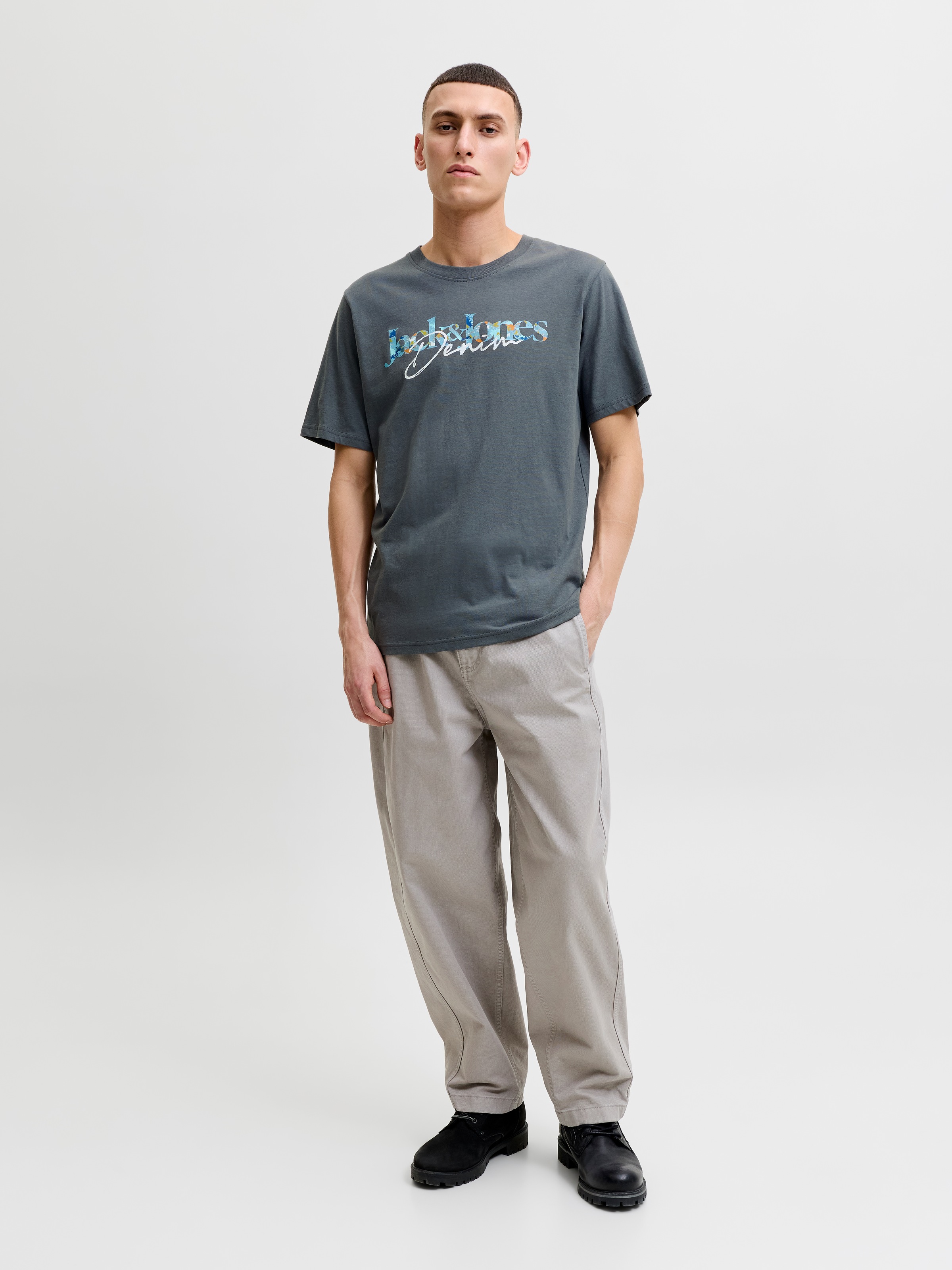 Jack & Jones Rundhalsshirt »JJTOM TEE SS CREW NECK SN« Baumwolle, regular fit