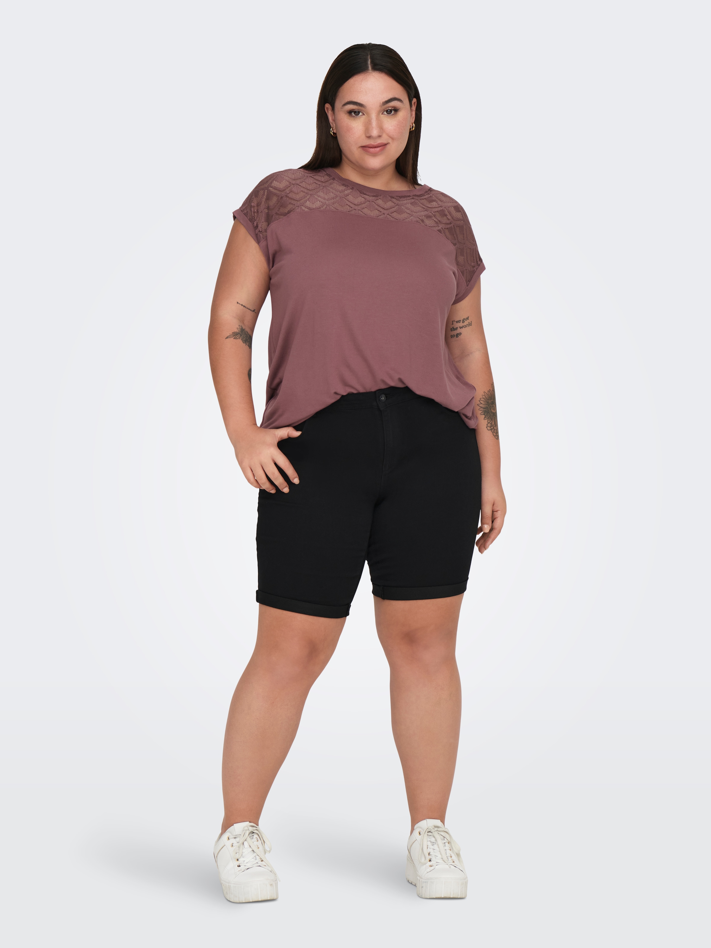 ONLY CARMAKOMA Spitzenshirt »CARFLAKE LIFE S/S MIX TOP JRS NOOS« Viskose, regular fit