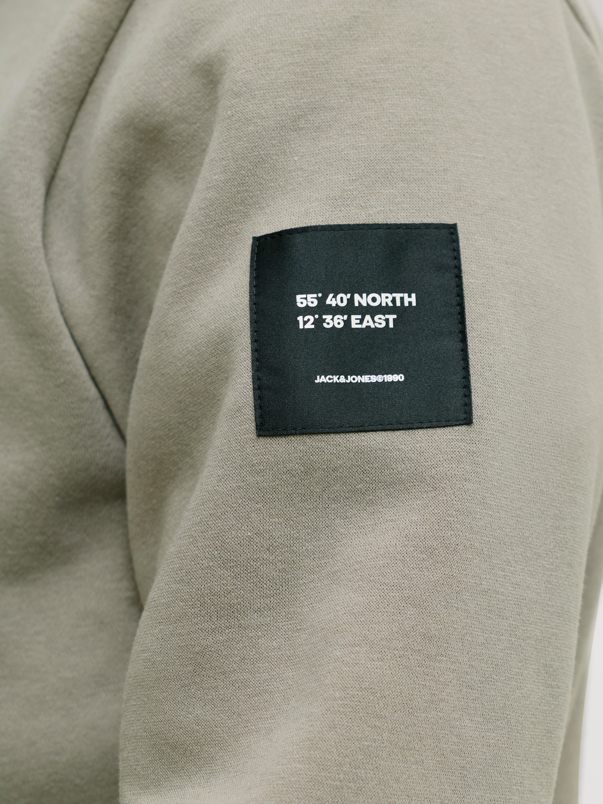Jack & Jones Sweat à capuche »JJCLEVELAND SWEAT HOOD SN«, mélange de matériaux, coupe régulière
