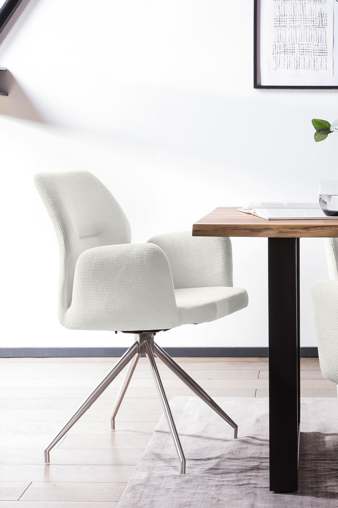 SalesFever Essgruppe »Stilvolle Sitzgruppe« Set, 5 Stk. tlg. Tischplatte behandelt mit OSMO Hartwachs-Öl in seidenmattem Finish