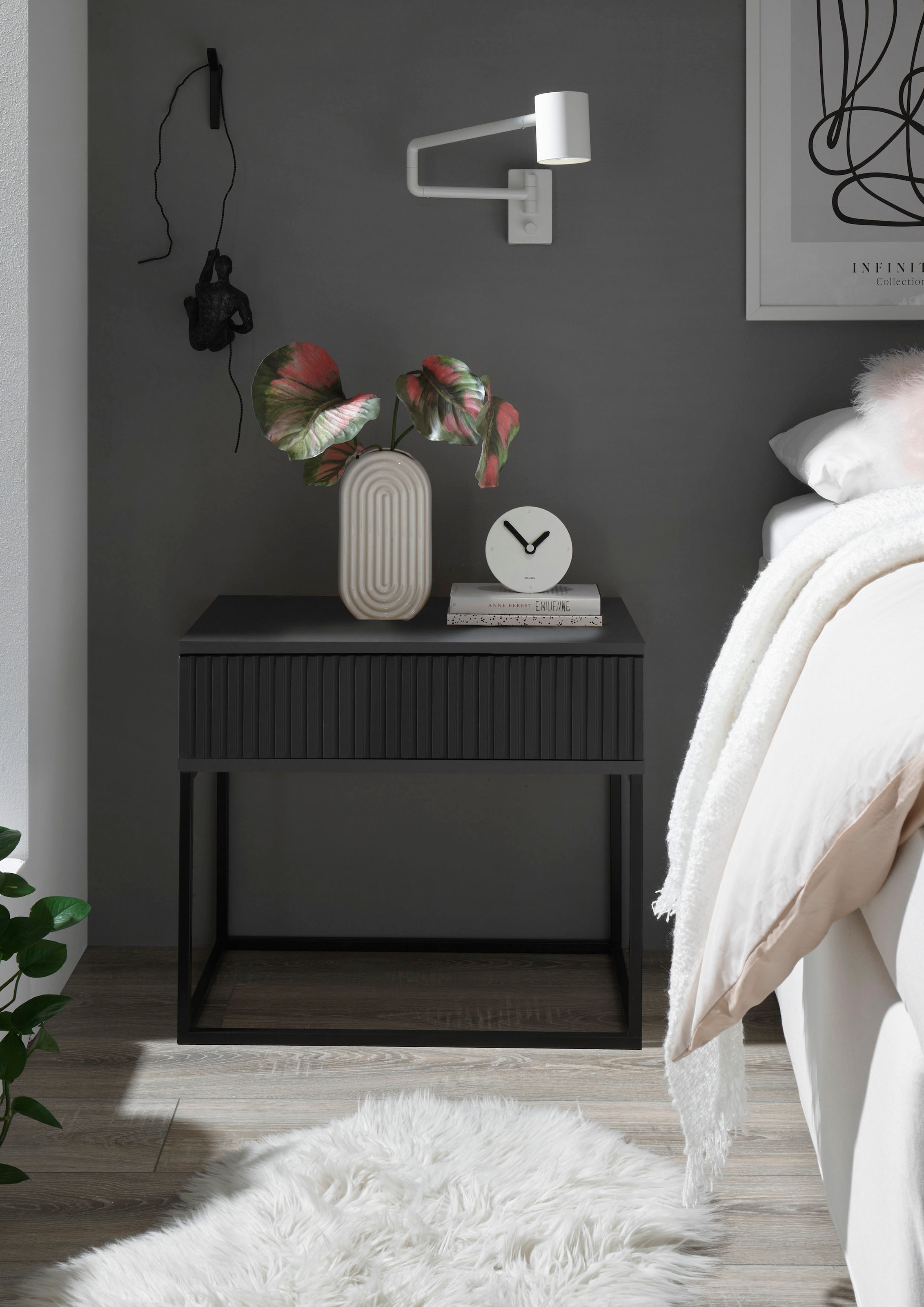 Schlafkontor Table de nuit »Marle Nachtkonsole, Nachtkästchen auf Metall-Fussgestell« Schubkasten in Rillenoptik auf schwarzem Metallgestell