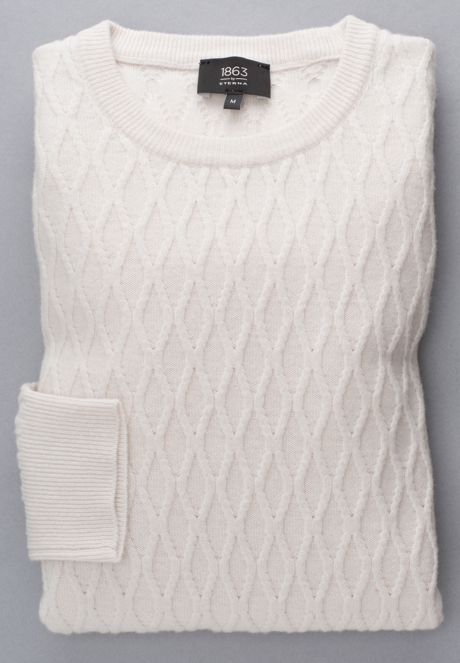Eterna Pull en tricot