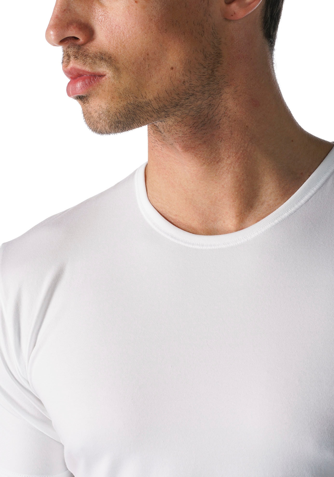 Mey Unterziehshirt »Dry Cotton Functional« Kurzarm, Rundhals-Ausschnitt, Single Jersey, mit extra-langem Rücken