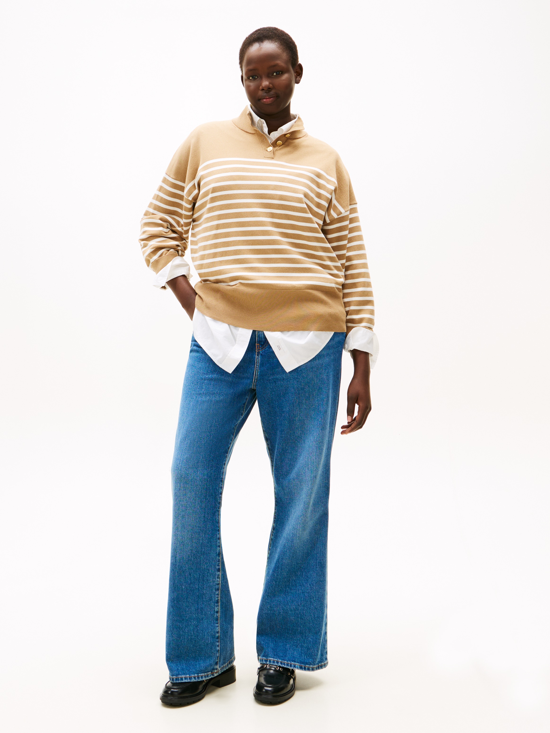 Tommy Hilfiger Curve Pull à col montant »CRV CO JERSEY GOLD BTN MK-NK SWT« in grossen Grössen, mit goldfarbenen Knöpfen