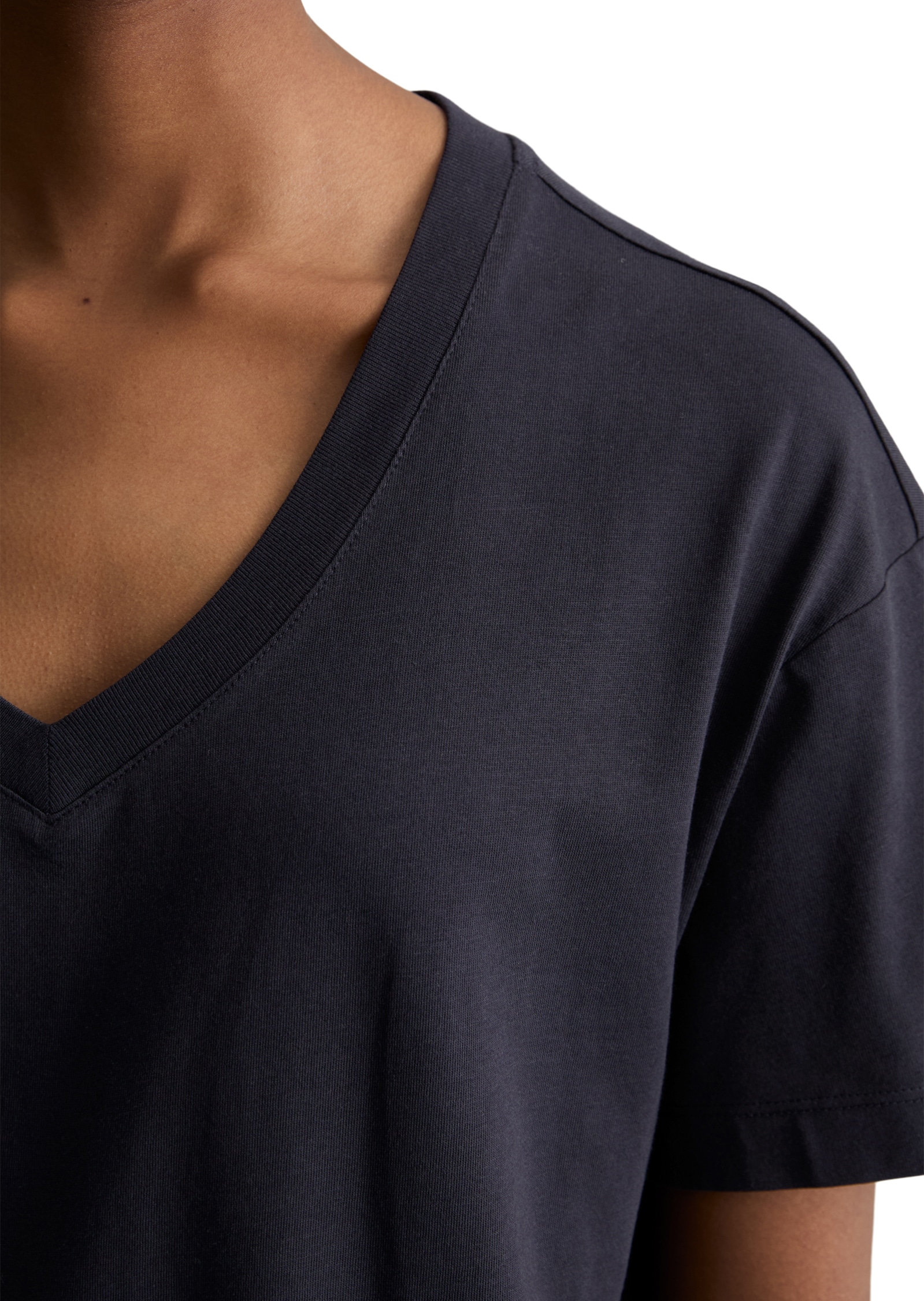 Marc O'Polo DENIM T-shirt en V regular aus Baumwoll-Single-Jersey