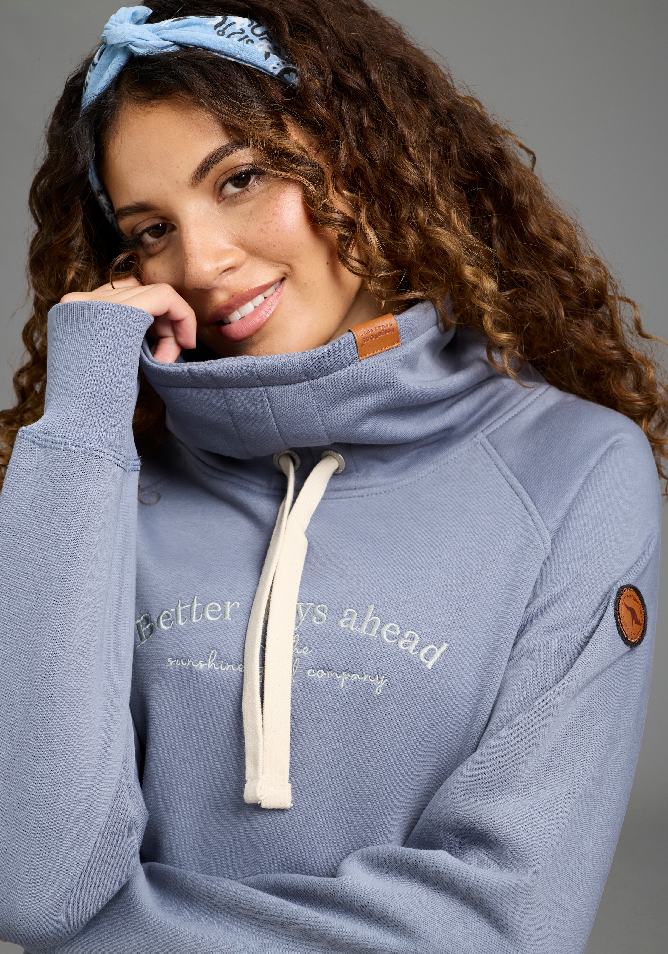 KangaROOS Sweatshirt , mit hohem Schalkragen, hüftlange Form, Langarm, auch in grossen Grössen
