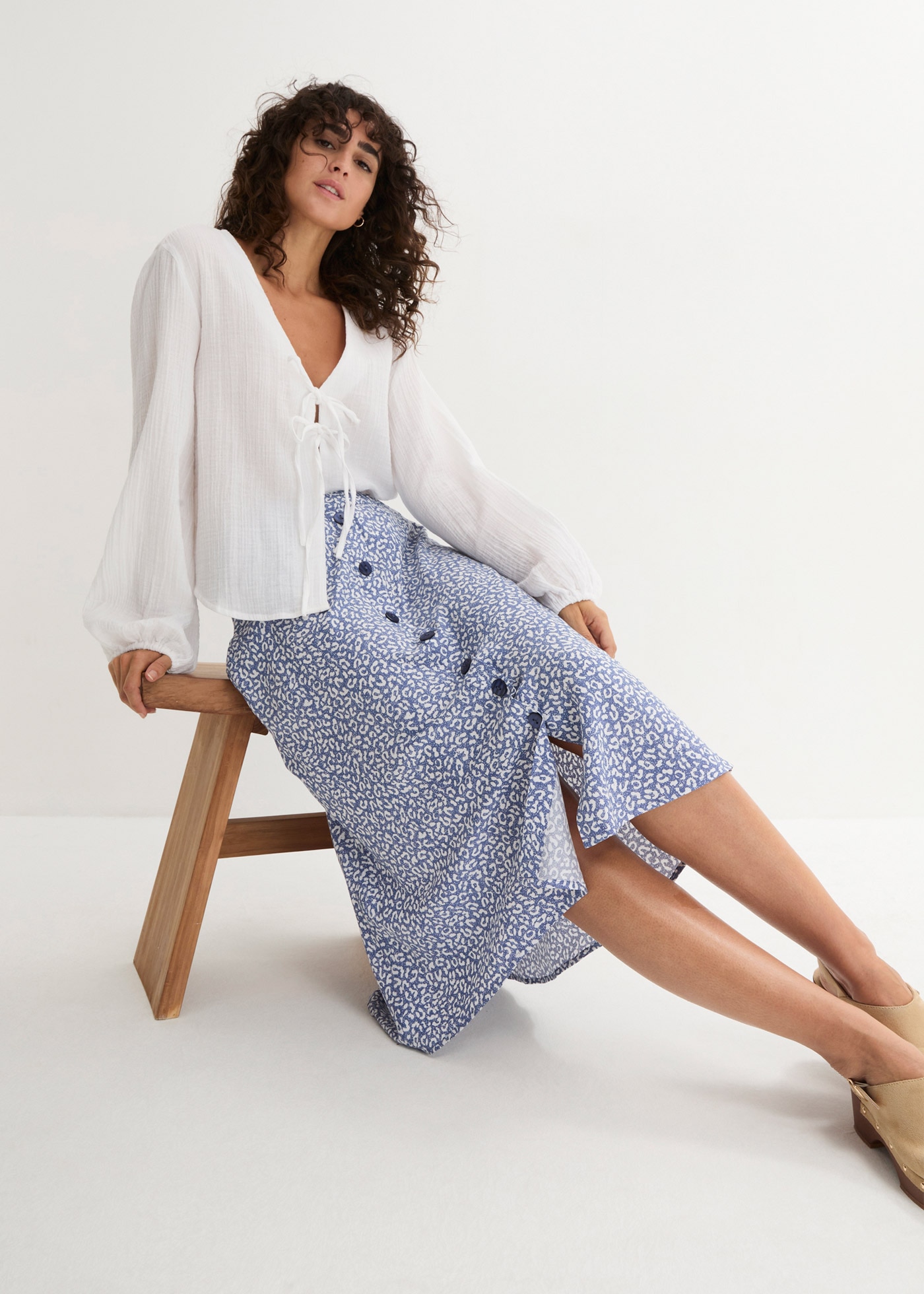 bonprix Sommerrock aus Viskose, ausgestellte Passform, grafisches Muster, mit Gummizug