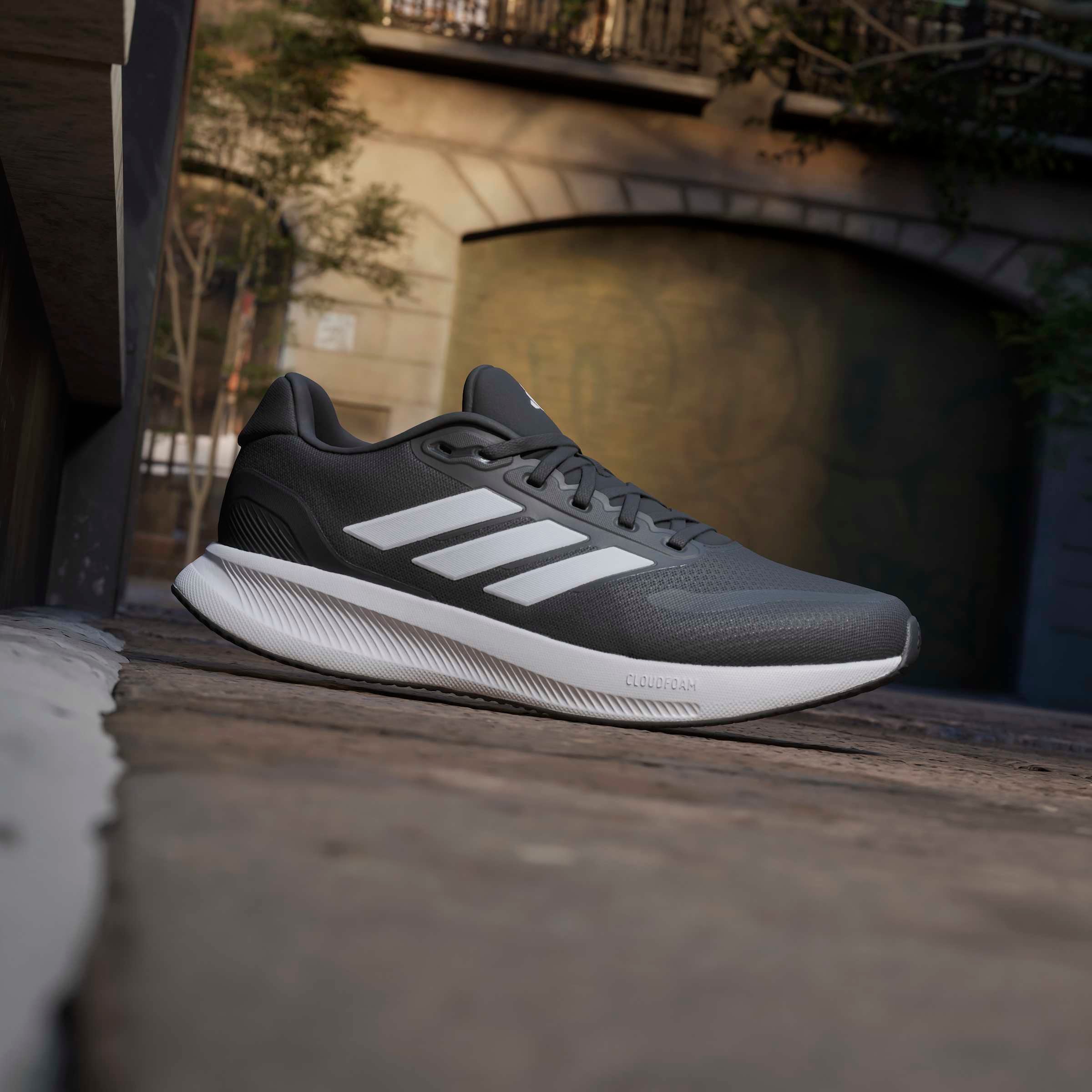 adidas Performance Chaussure de course »RUNFALCON 5 WIDE«  weit geschnitten, breite Passform