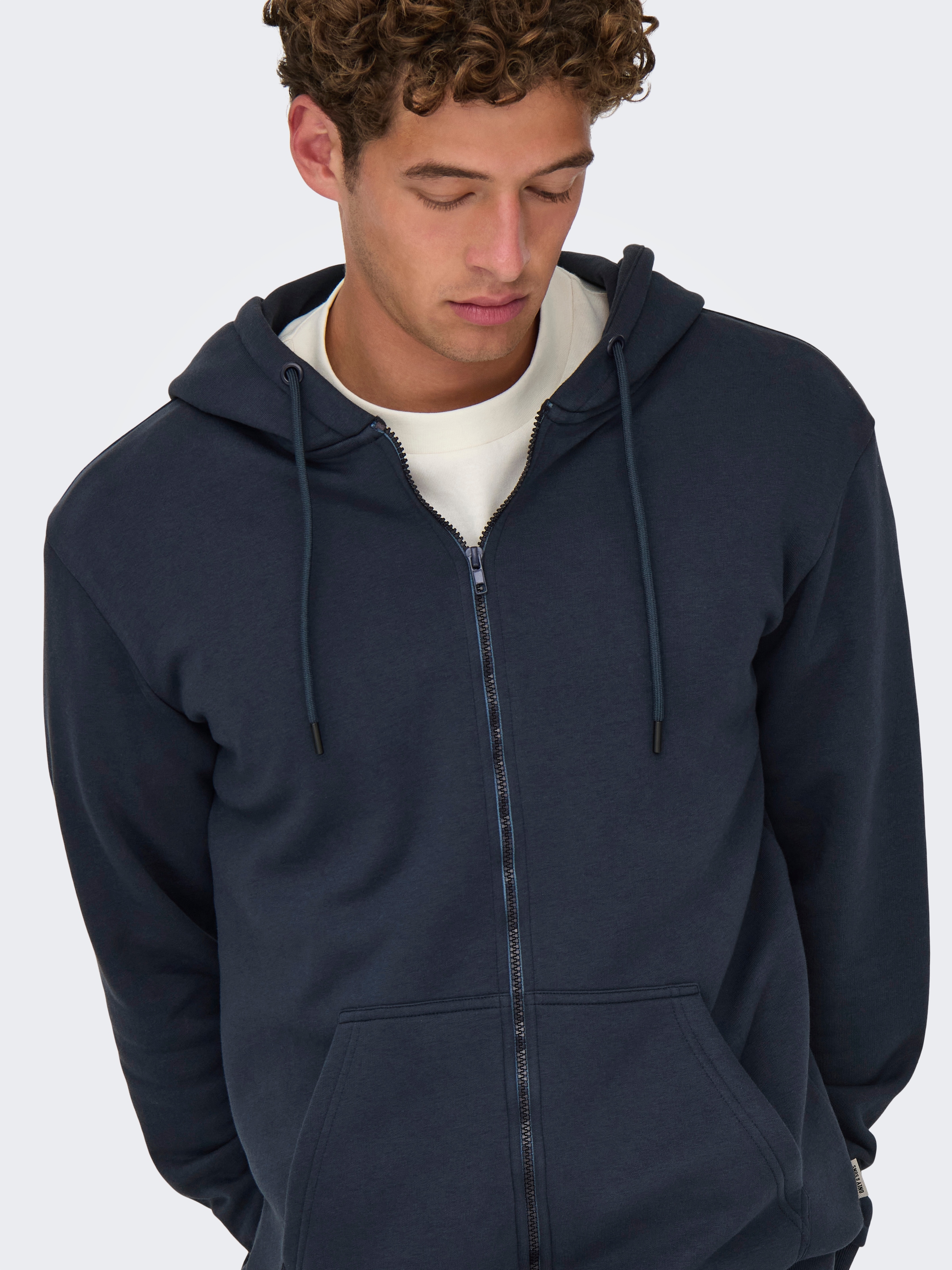 ONLY & SONS Sweat à capuche »ONSCERES ZIP THR. HOODIE SWEAT NOOS«