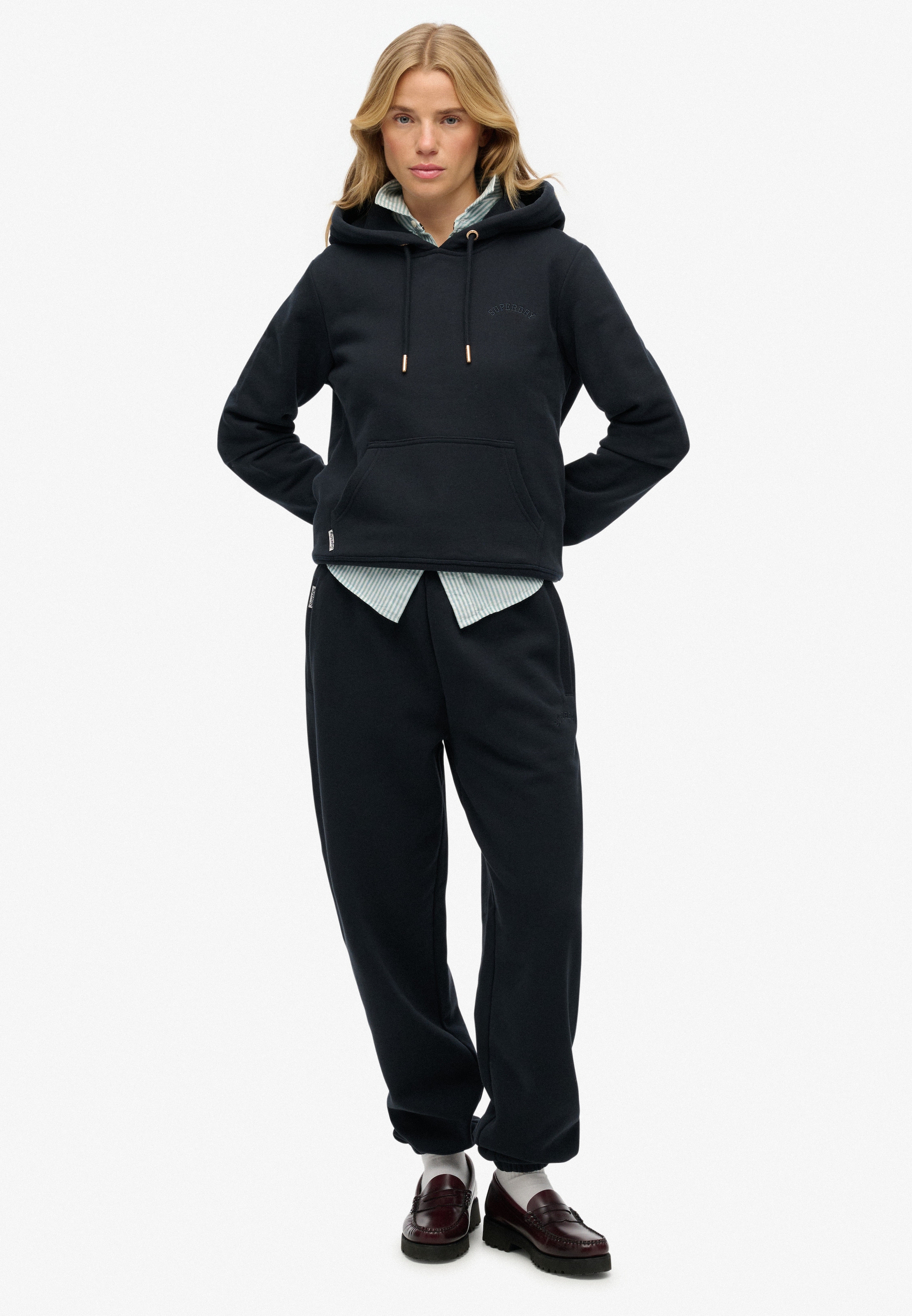 Superdry Kapuzensweatshirt »Essential Logo Emb Hood Hb«

