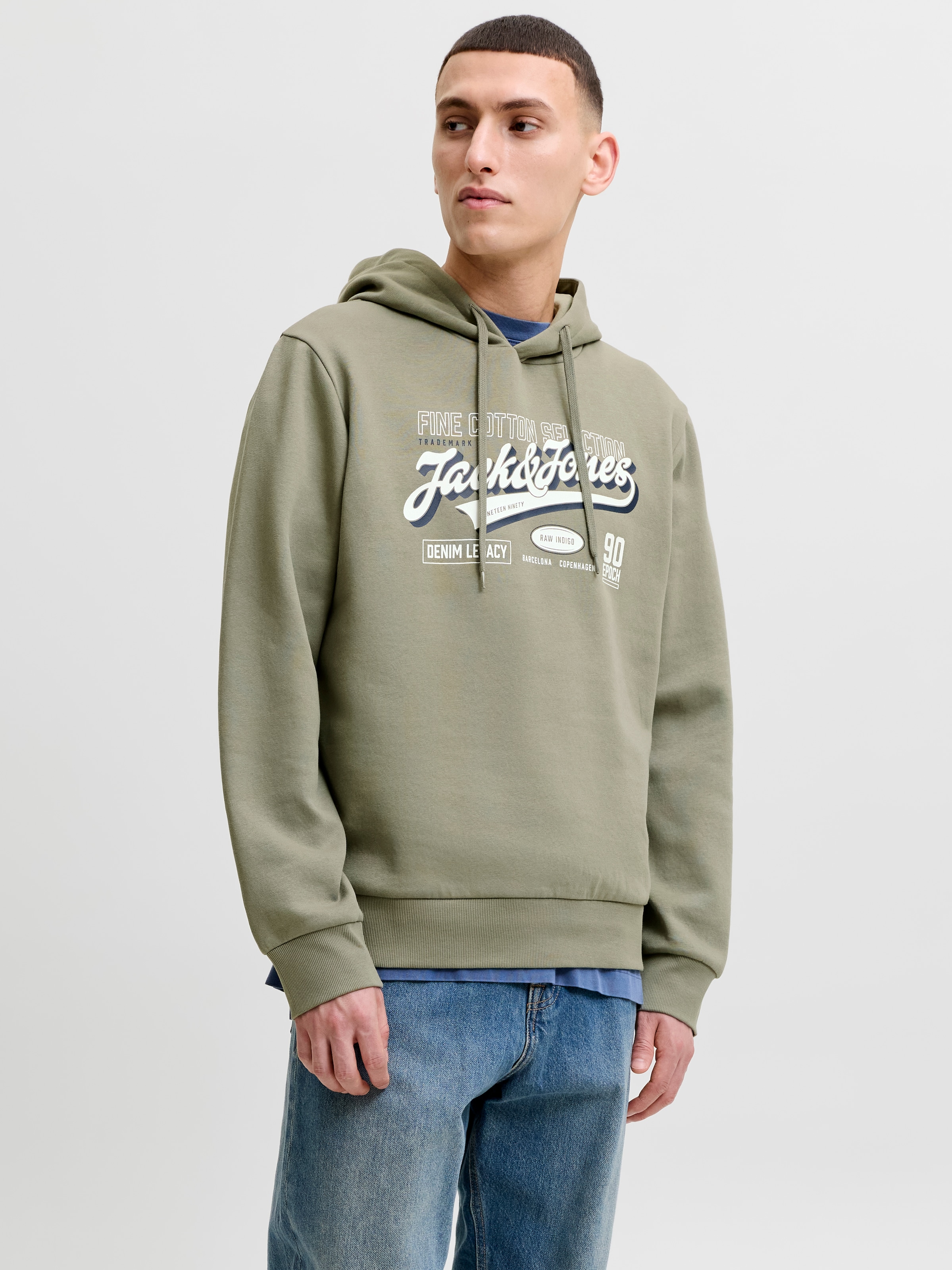 Jack & Jones Sweat à capuche »JJELOGO SWEAT HOOD 2 COL AW26 SN«, mélange coton, coupe régulière
